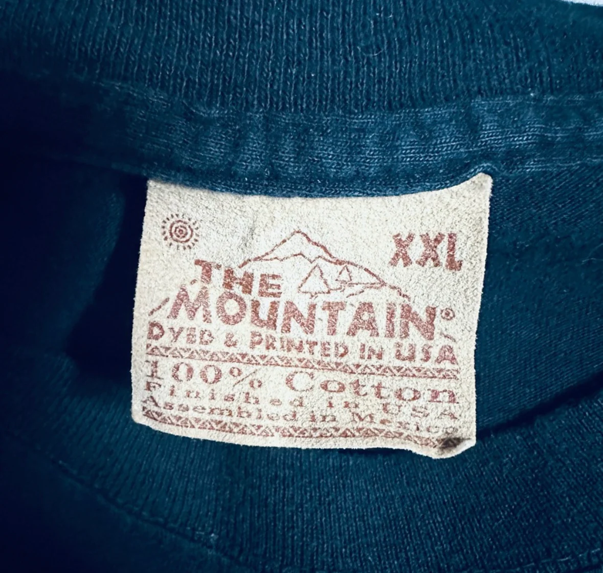 90s/00s Black Oversized Eagle Eye Graphic T-shirt By The Mountain - Image 5