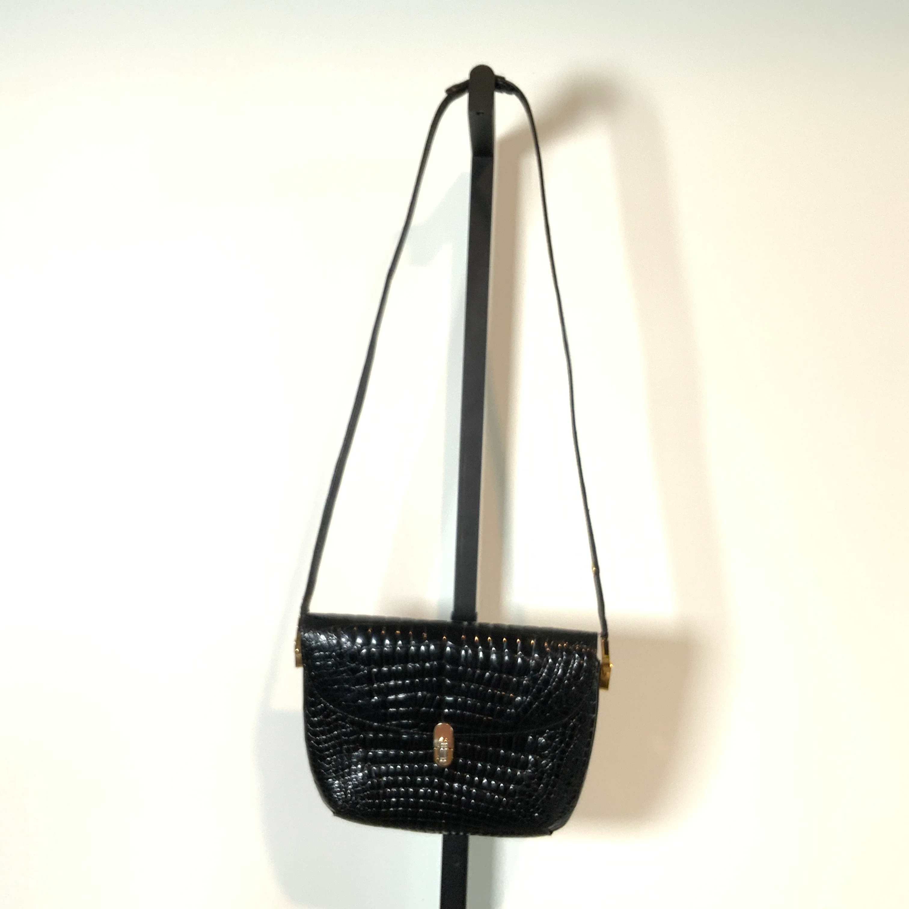 90s/00s Black Patent Leather Croc Embossed Expandable By Genghiz K - Image 6