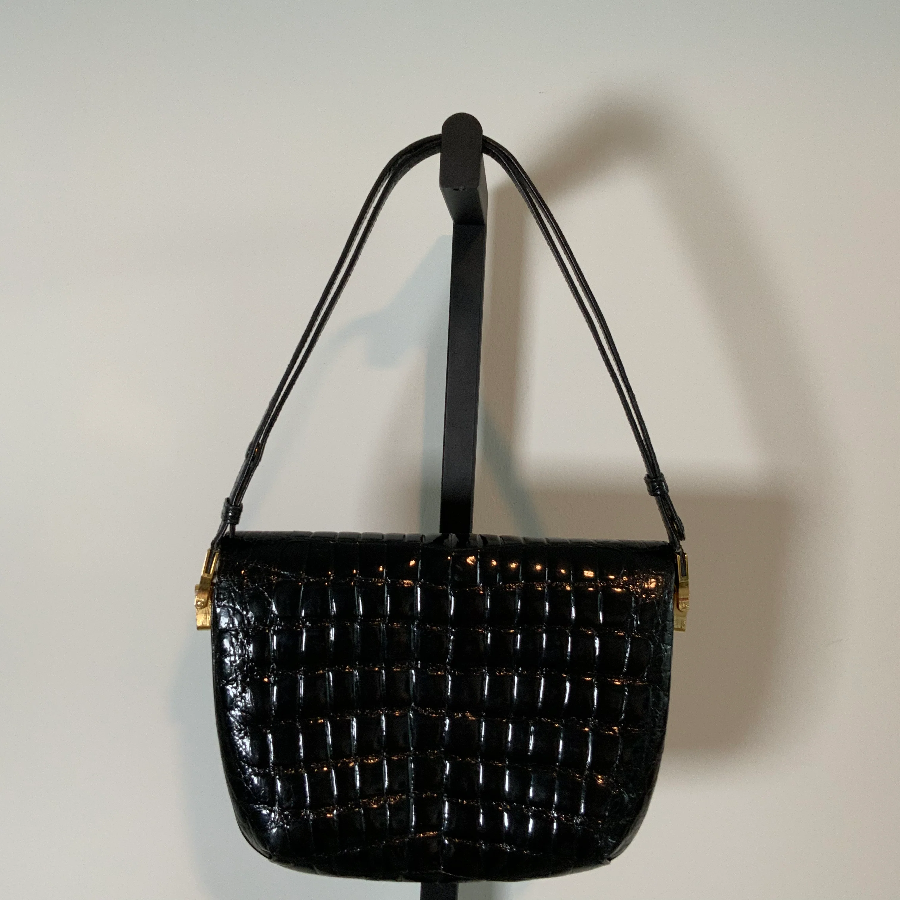 90s/00s Black Patent Leather Croc Embossed Expandable By Genghiz K - Image 8