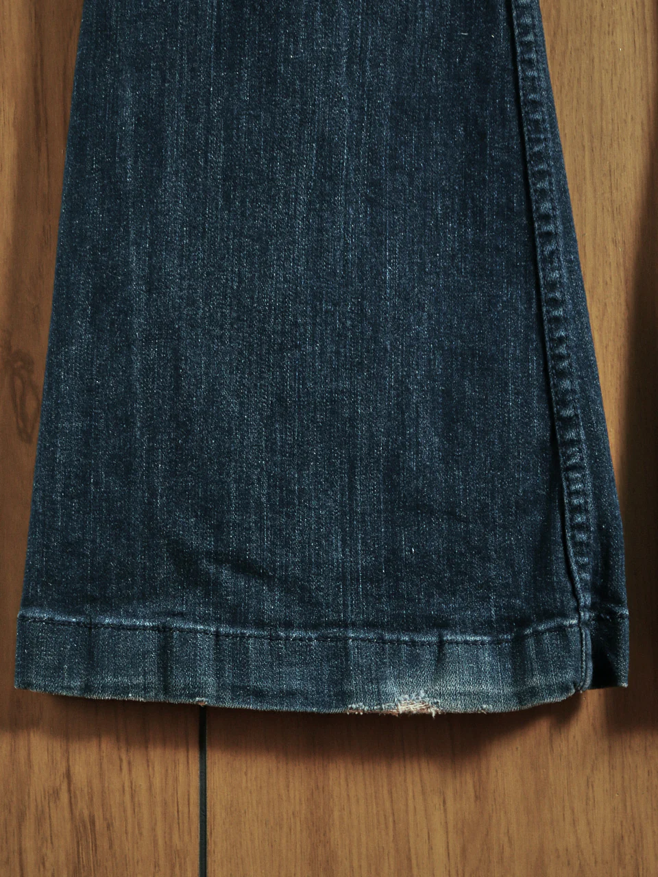 90s/00s Black Tag Bell Bottoms - 32x32 By Levi's - Image 7