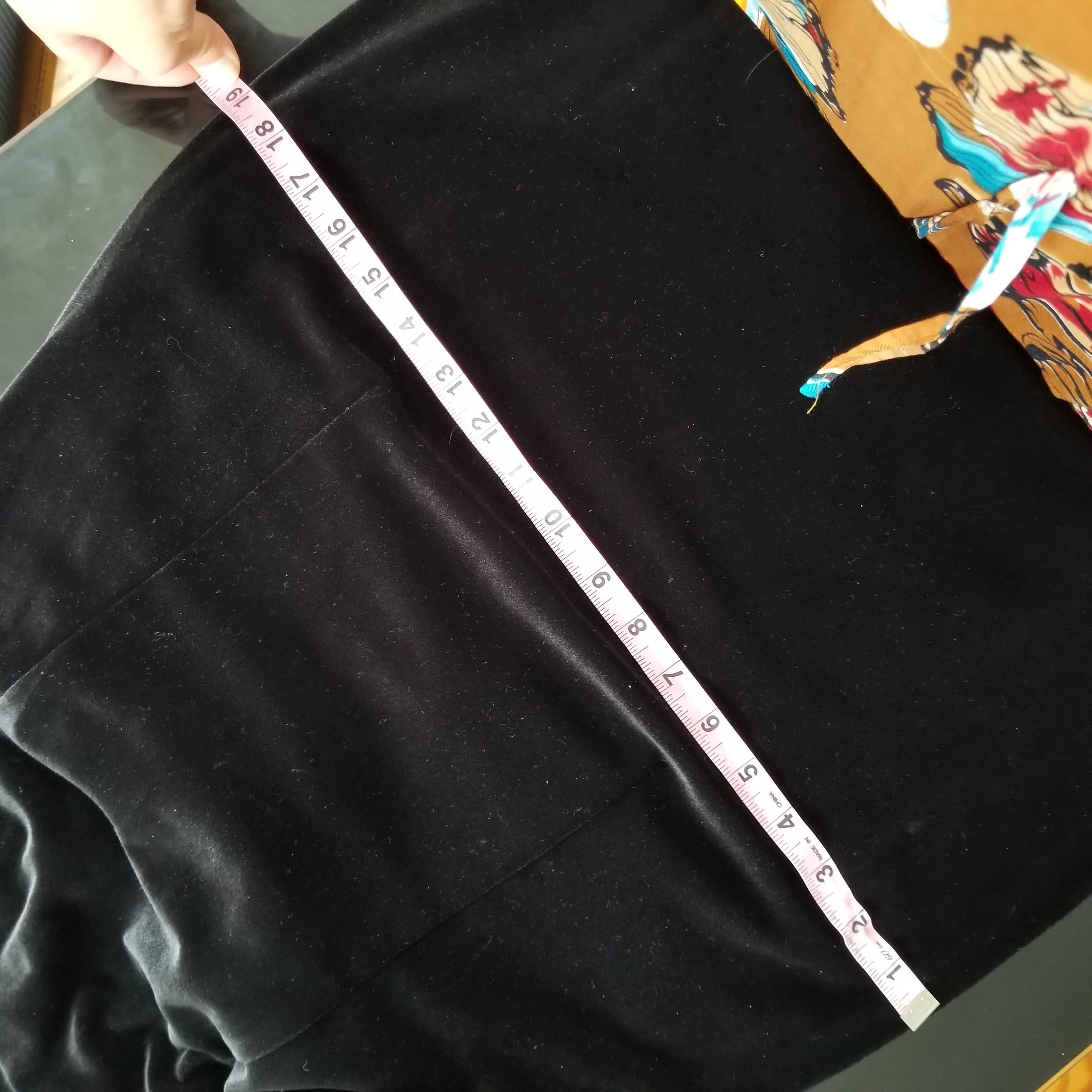 90s/00s Black Velour Gown W Silver Detail And Train By Blondie Nites - Image 7