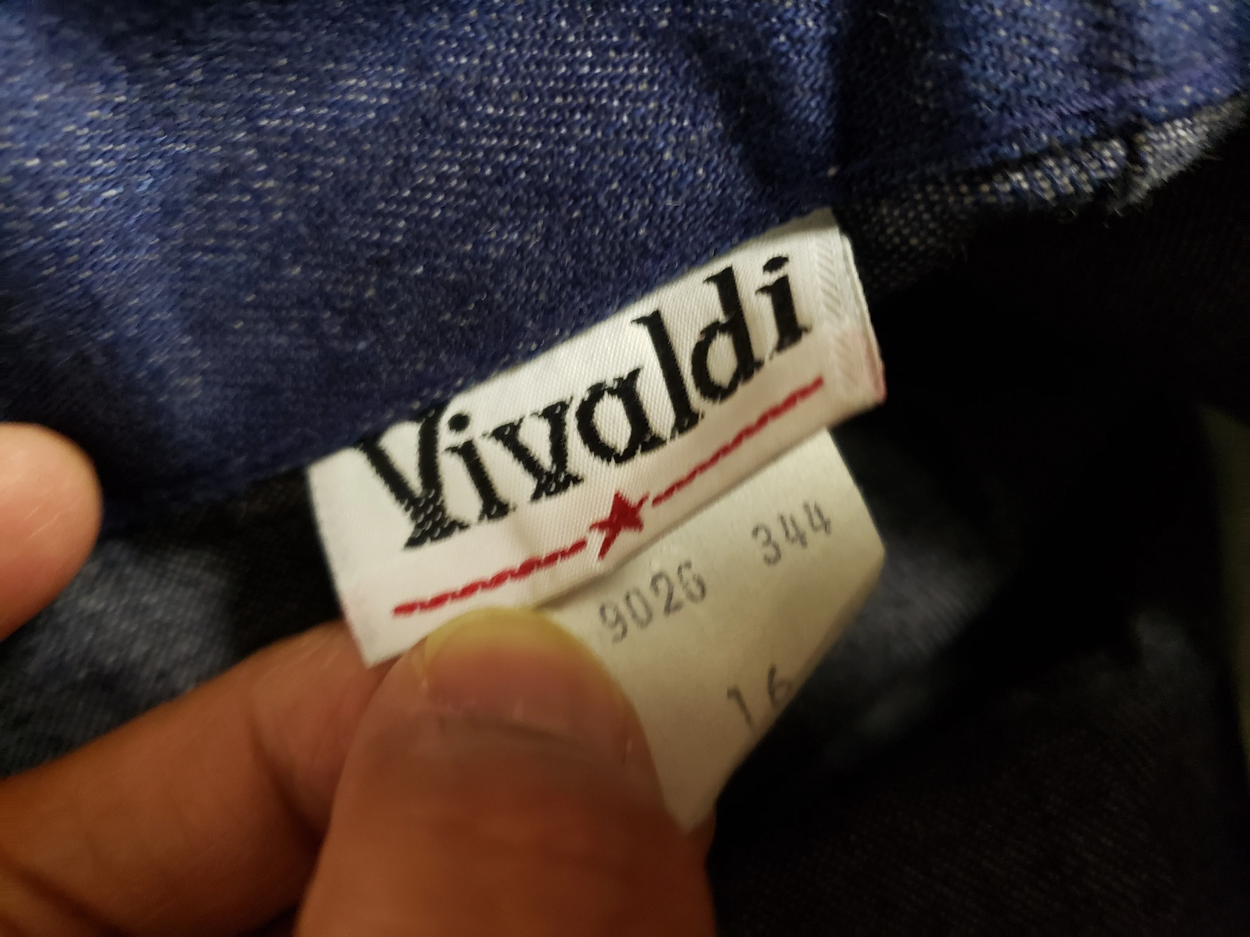 90s/00s Blue Denim Overlap Skirt By Vivaldi - Image 5