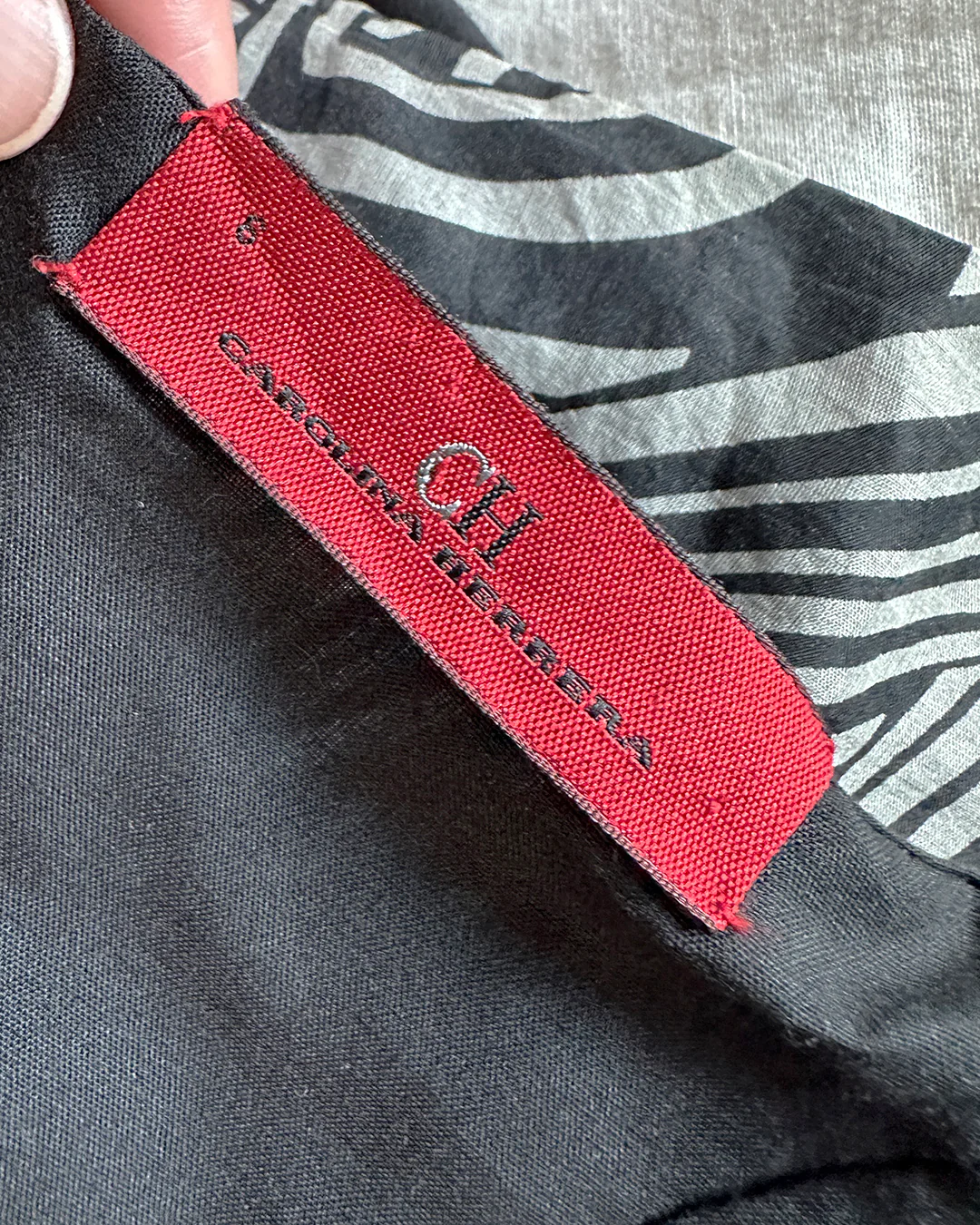 90s/00s Carolina Herrera Silk Organza Mermaid Ballskirt By Carolina Herrera - Image 11