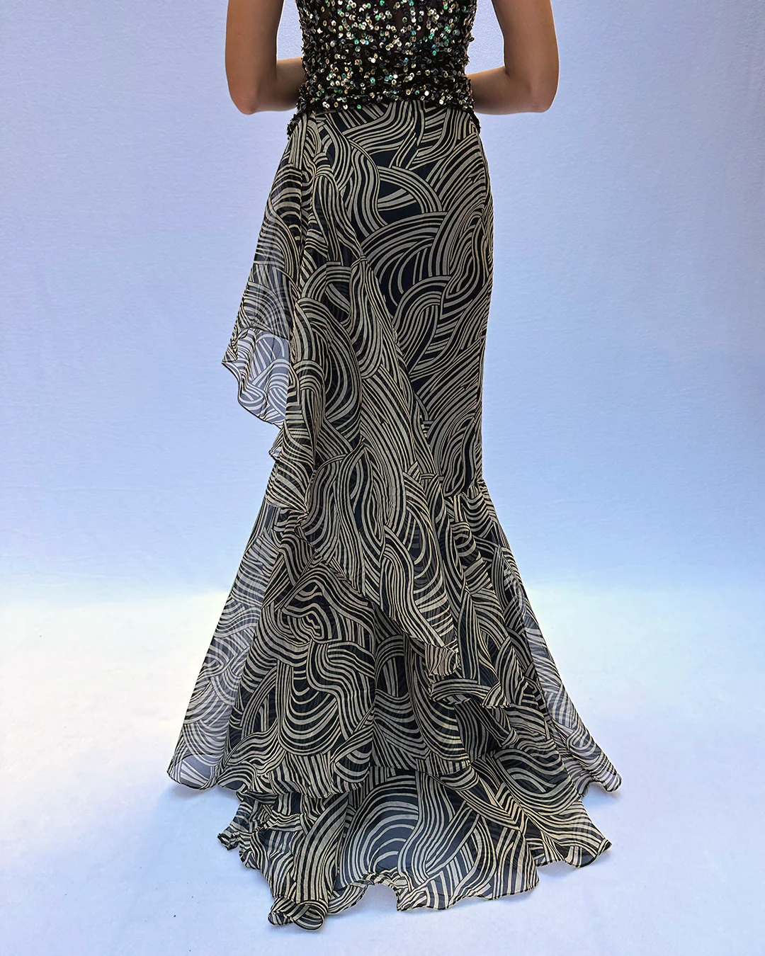 90s/00s Carolina Herrera Silk Organza Mermaid Ballskirt By Carolina Herrera - Image 3