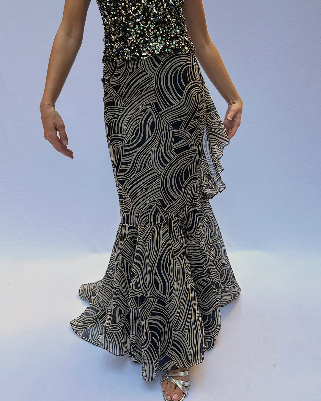 90s/00s Carolina Herrera Silk Organza Mermaid Ballskirt By Carolina Herrera - Image 6