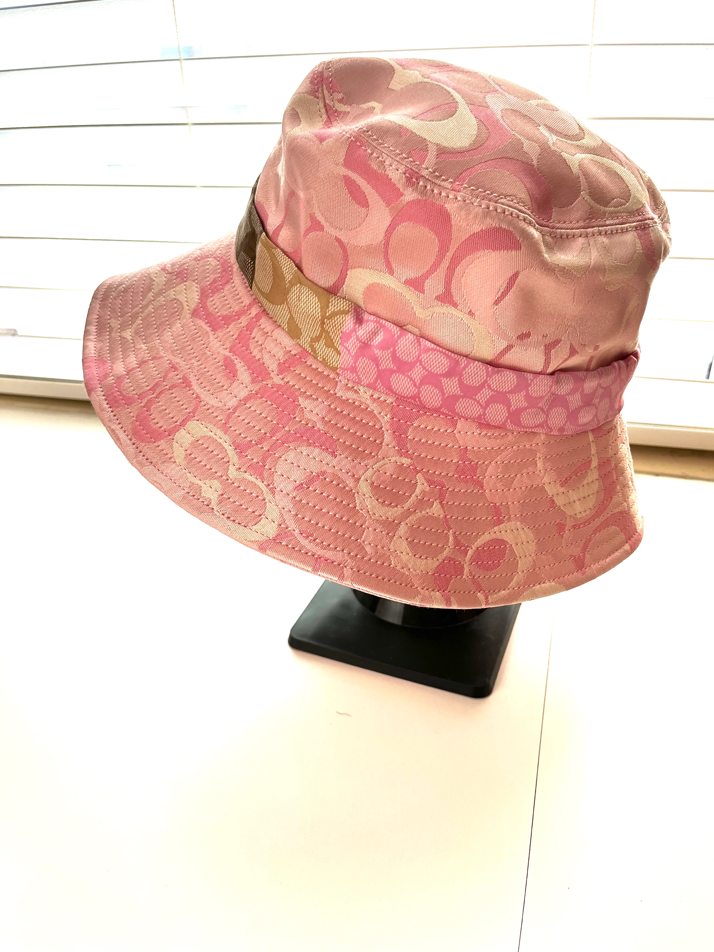 90s/00s Coach Signature Jacquard Bucket Hat Rare Pink By Coach - Image 3