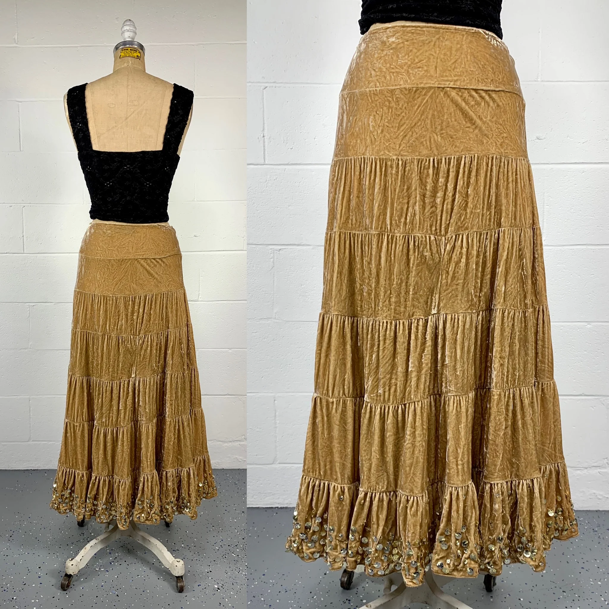 90s/00s Crushed Gold Velvet Tiered Broomstick Midi Skirt By I.n.c International Concepts - Image 6