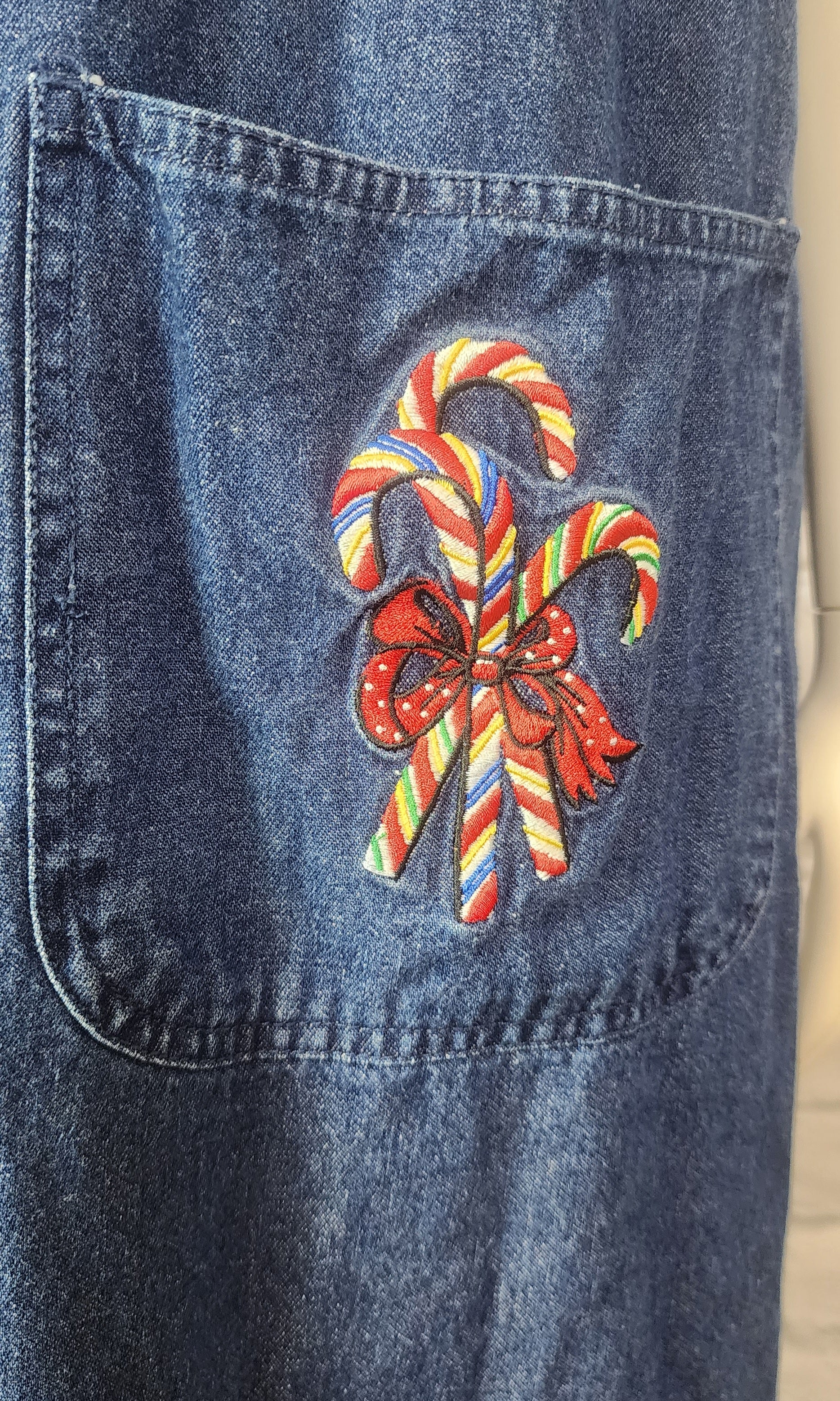 90s/00s Denim Candy Cane Christmas Pinafore Dress - Image 5