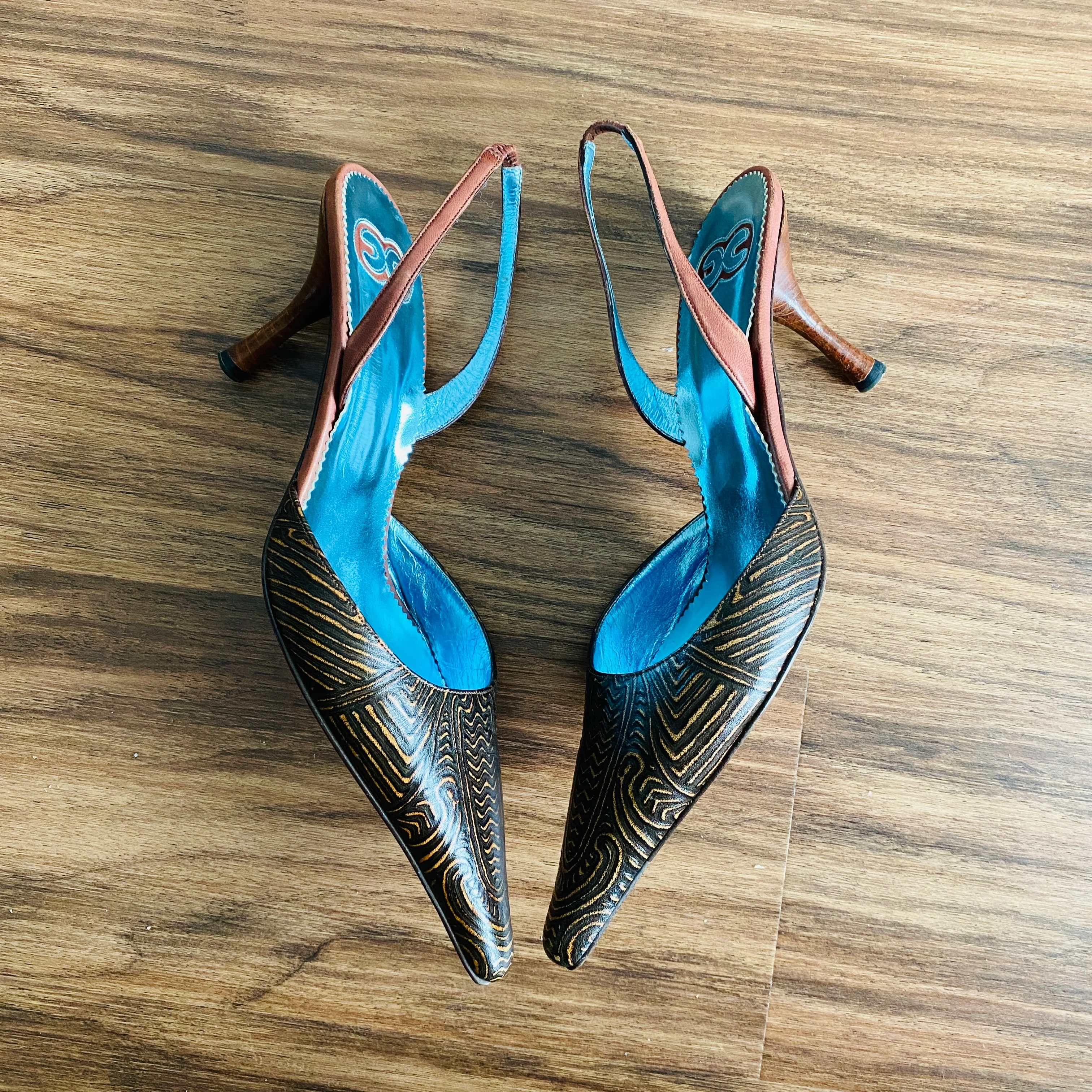 90s/00s Escada Brown Genuine Tooled Leather Embossed Heels By Escada - Image 5