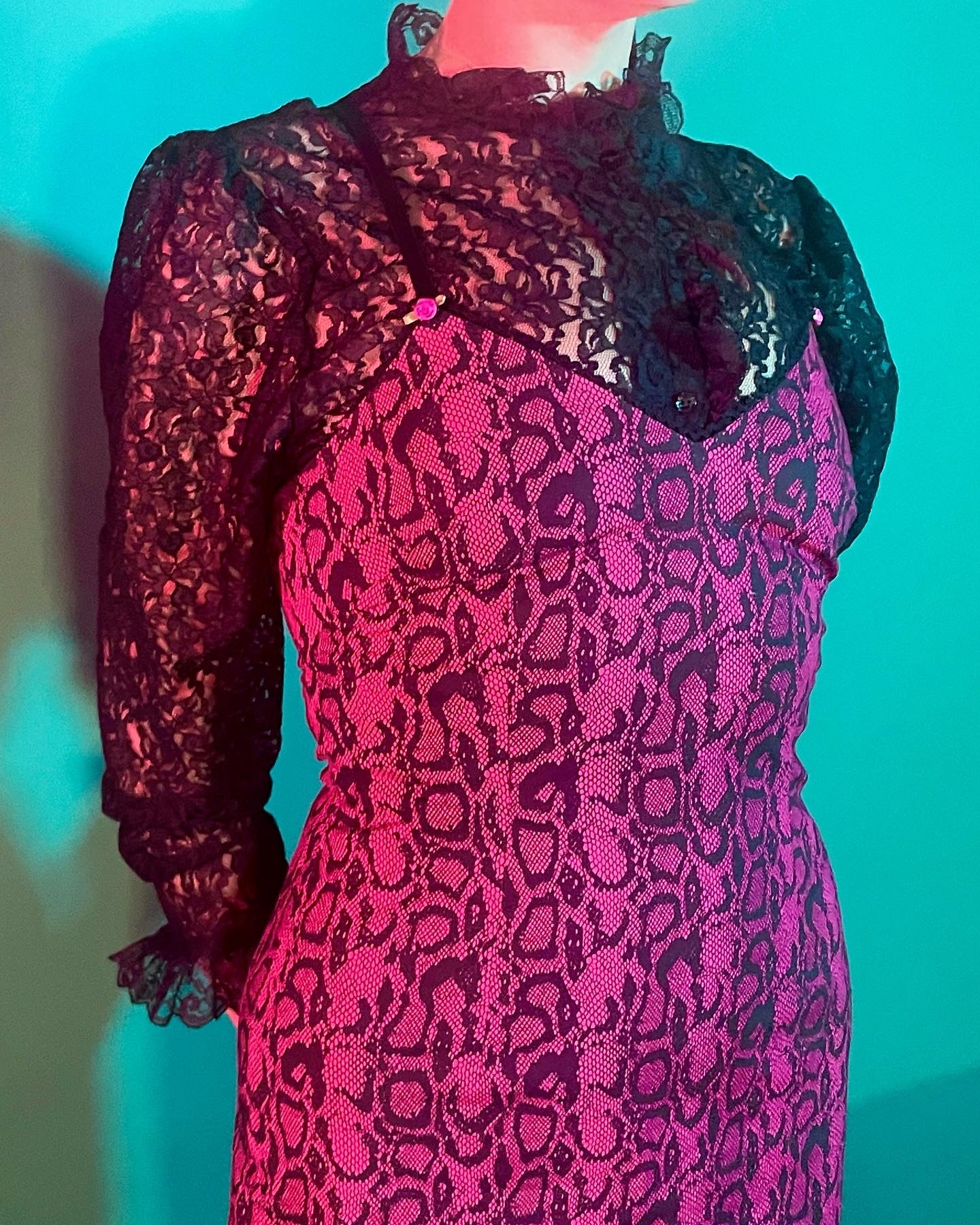 90s/00s Pink Snakeskin Stretch Bodycon Slip Dress - Image 3