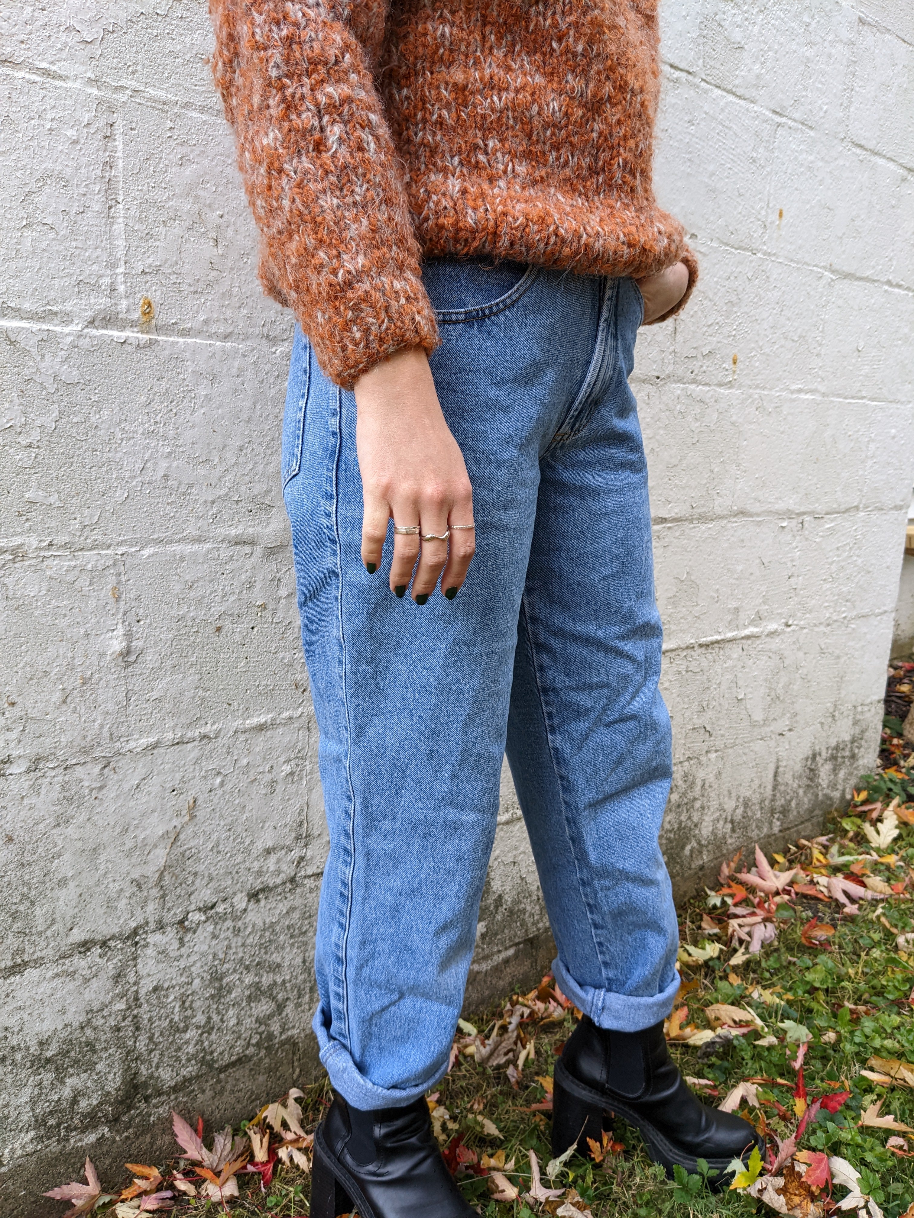 90s/00s High Rise Mom Jeans By The Limited - Image 4