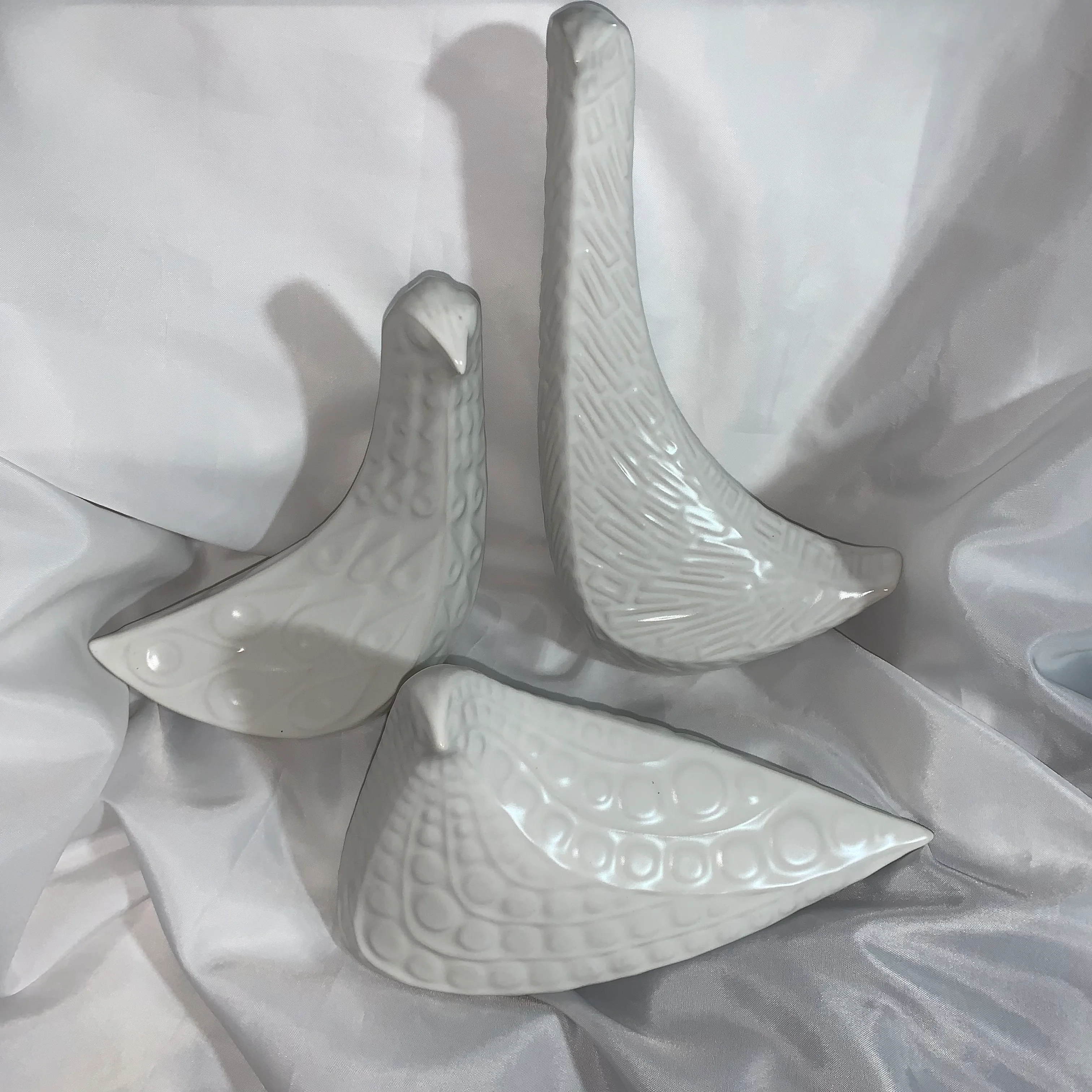 90s/00s Medium Bird Figurine  From Menagerie by Jonathan Adler - Image 6