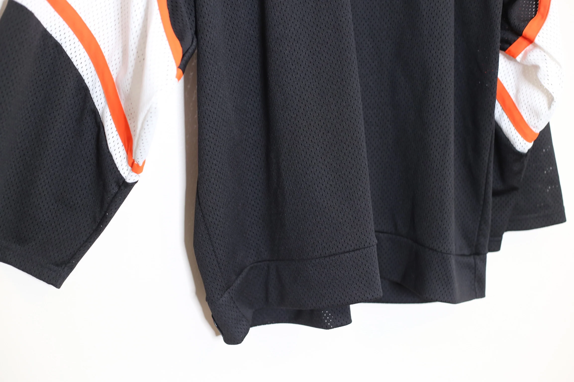 90s/00s Plus Size 3xl White Orange And Black Hockey Jersey - Image 5