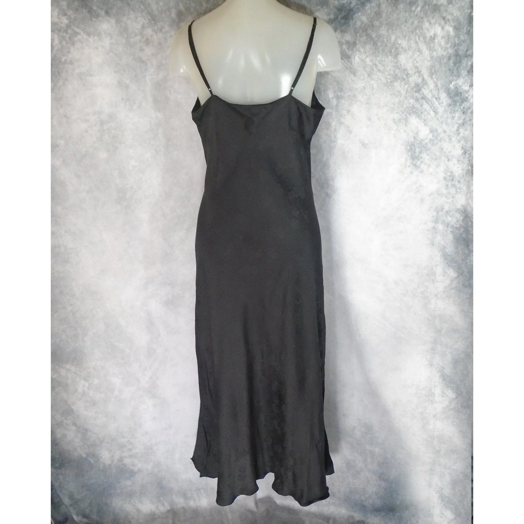 90s/00s Plus Size Black Silk Nightgown Retro Sexy Volup By August Silk - Image 2