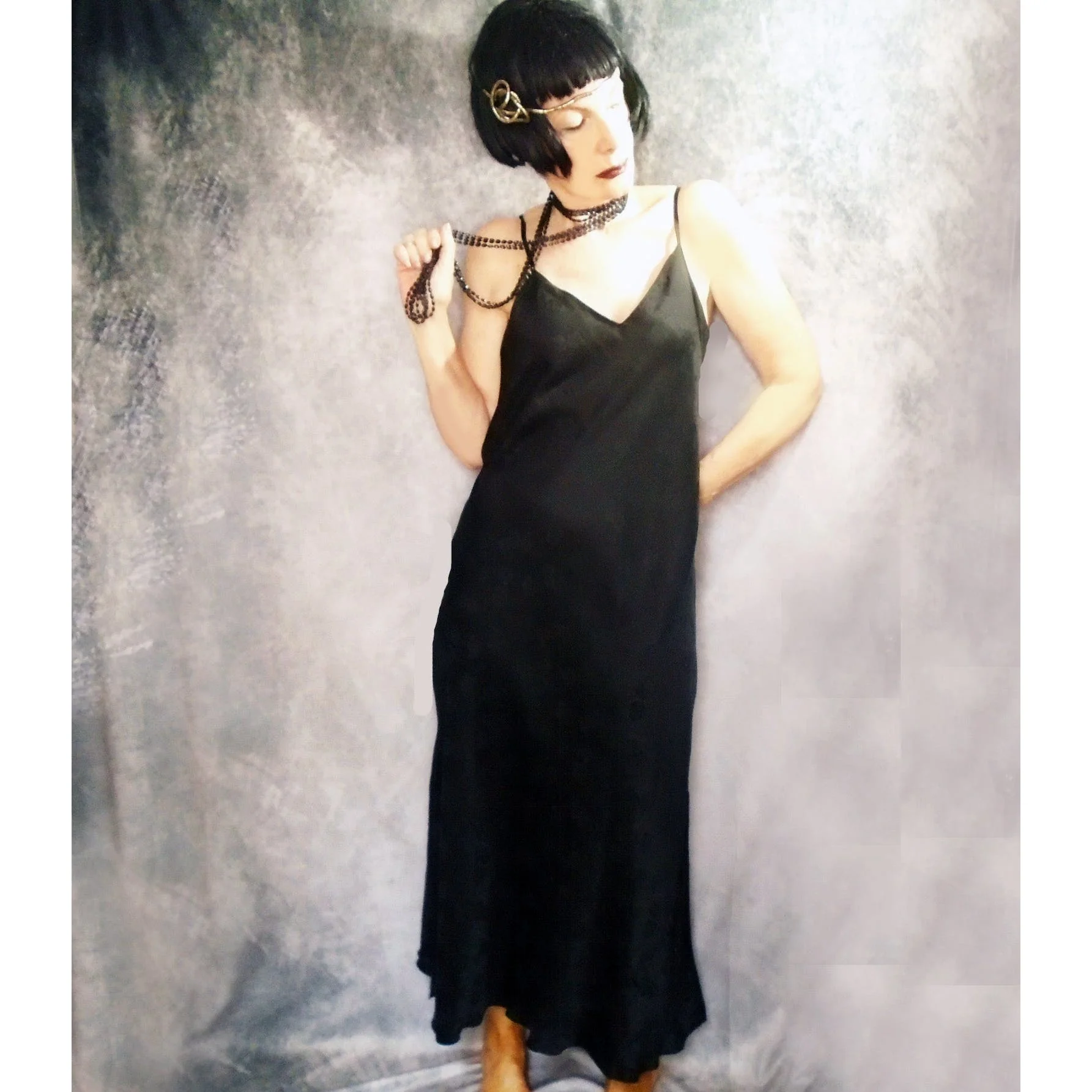 90s/00s Plus Size Black Silk Nightgown Retro Sexy Volup By August Silk - Image 3