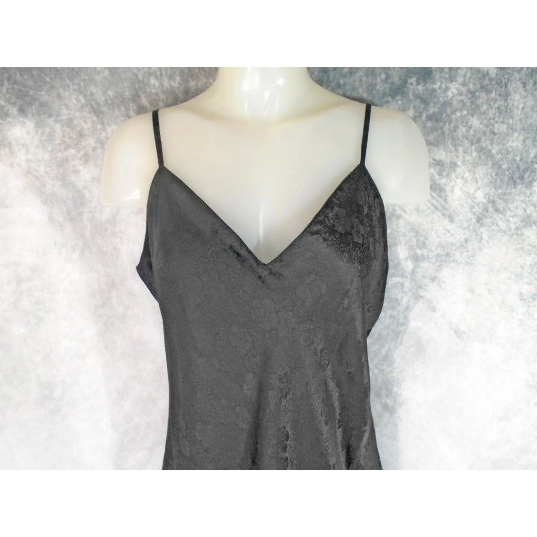 90s/00s Plus Size Black Silk Nightgown Retro Sexy Volup By August Silk - Image 8