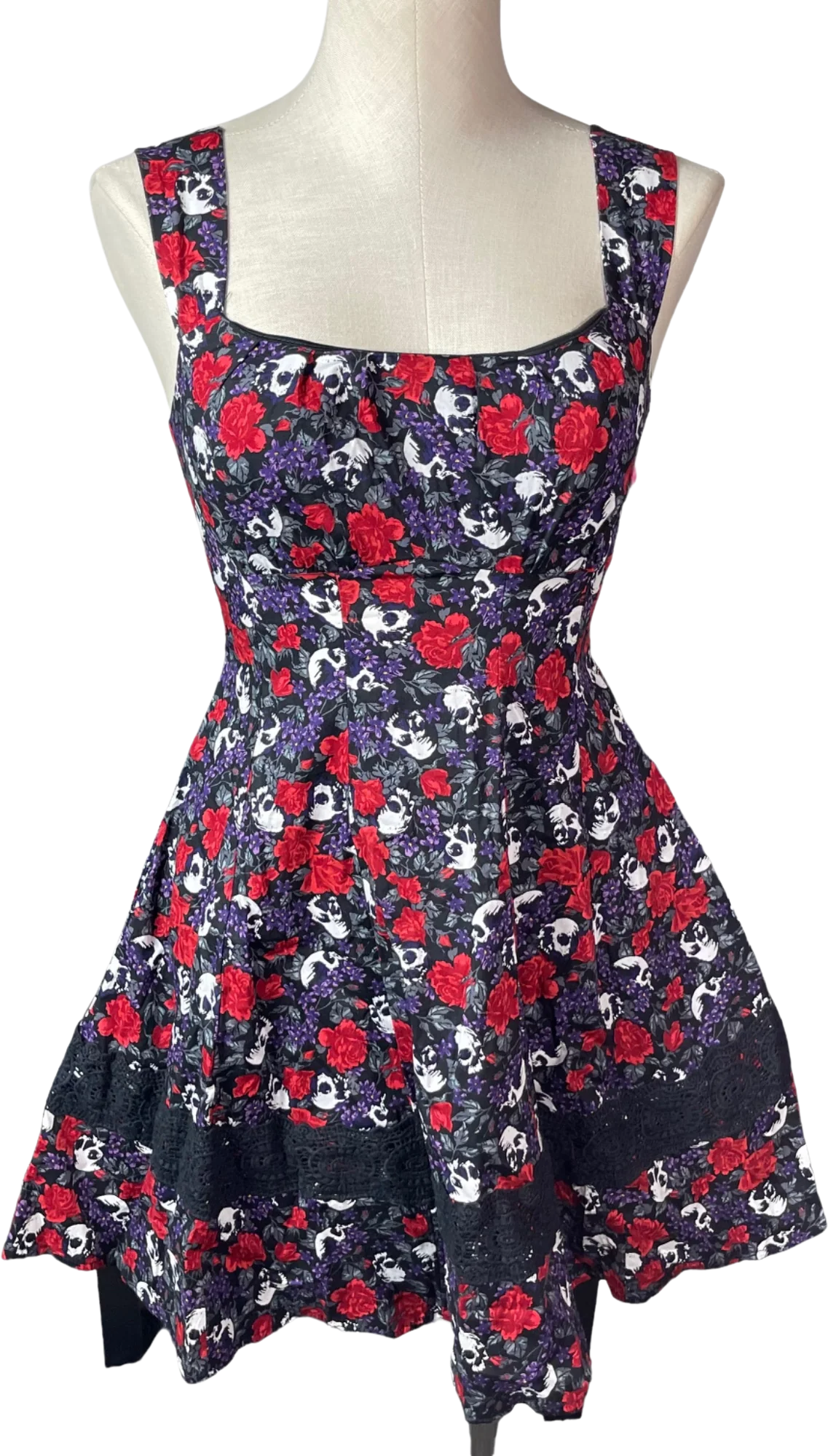 90s/00s Rose And Skull Print Fit And Flare Mini Dress By Hot Topic