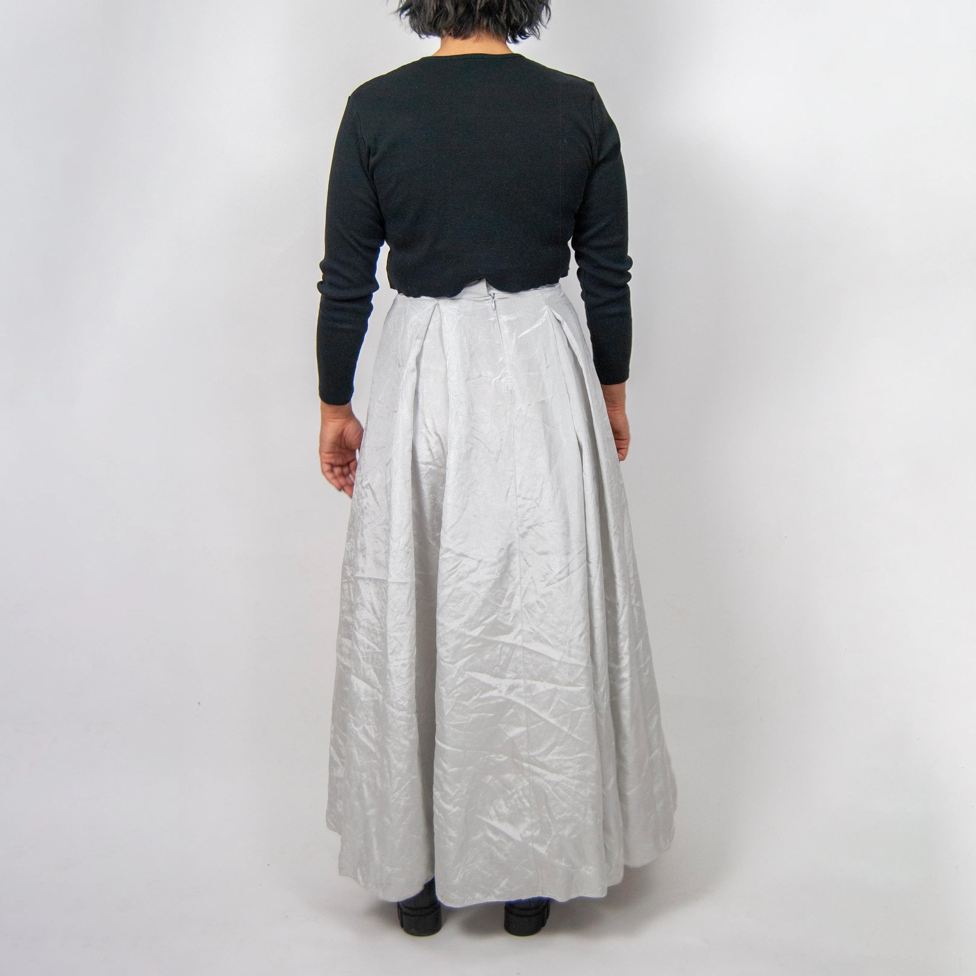 90s/00s Silver High Waist Taffeta Circle Skirt By Jr Nites Caliendo - Image 4