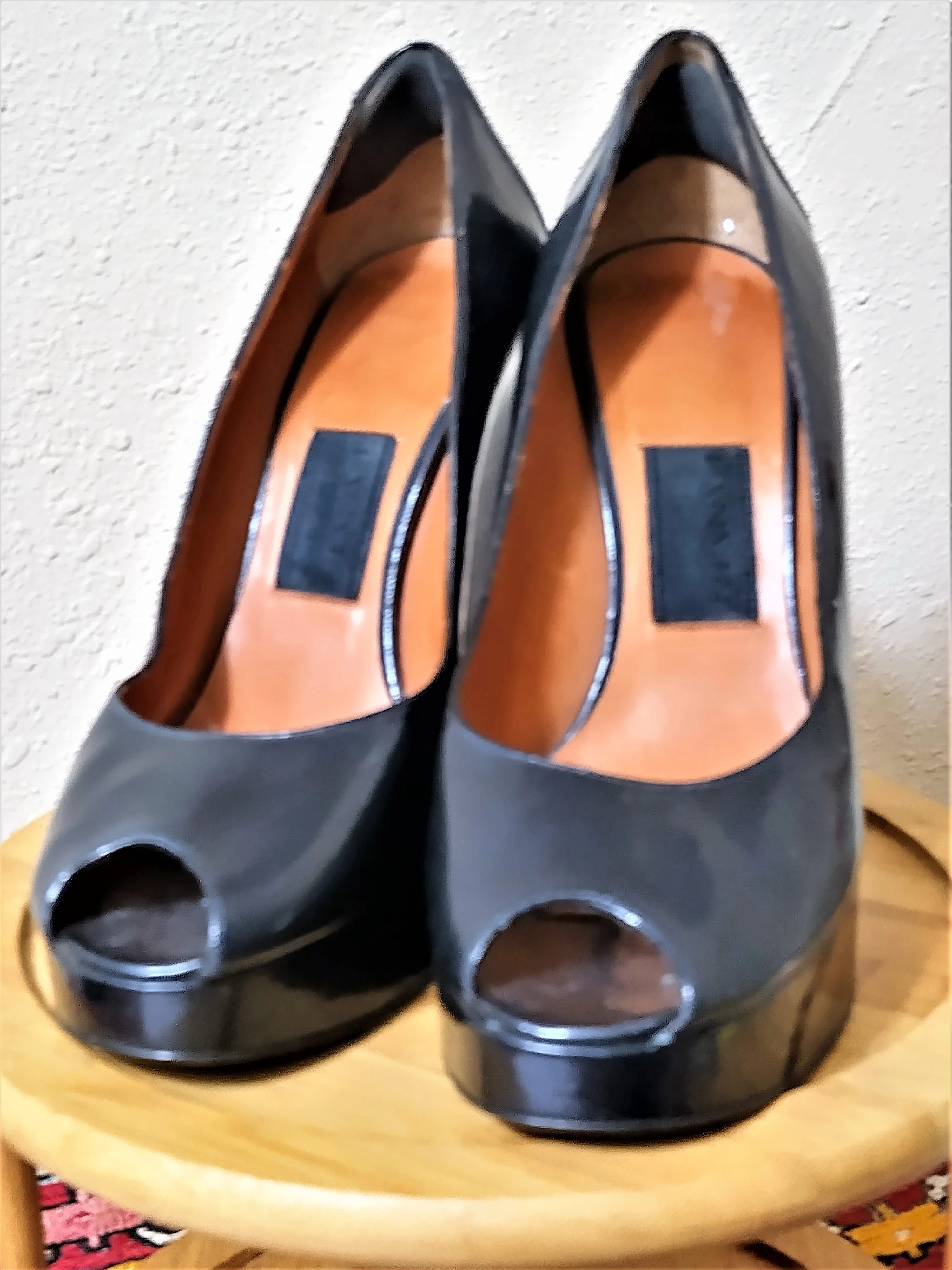 90s/00s Stunning Vintage Lanvin Platform 5' Patent Leather By Lanvin - Image 3