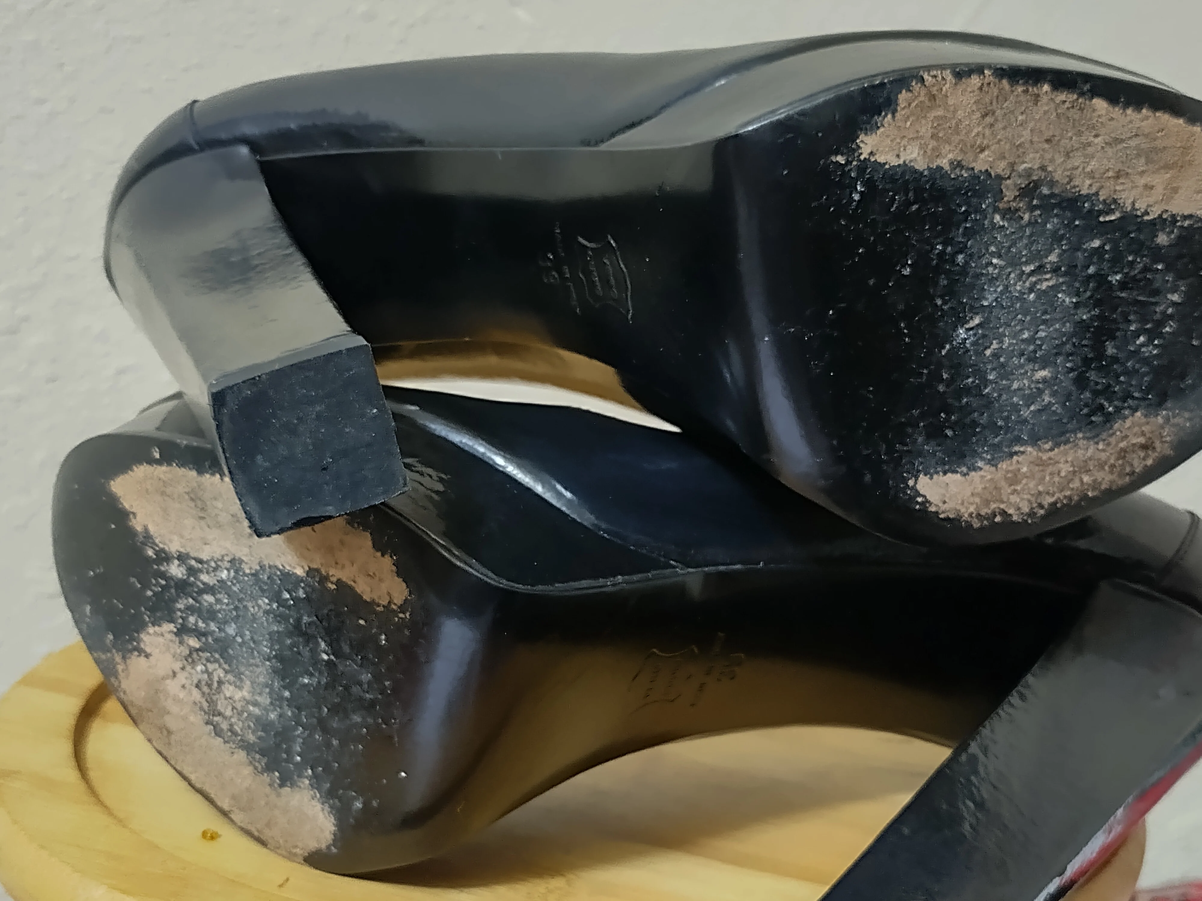 90s/00s Stunning Vintage Lanvin Platform 5' Patent Leather By Lanvin - Image 6