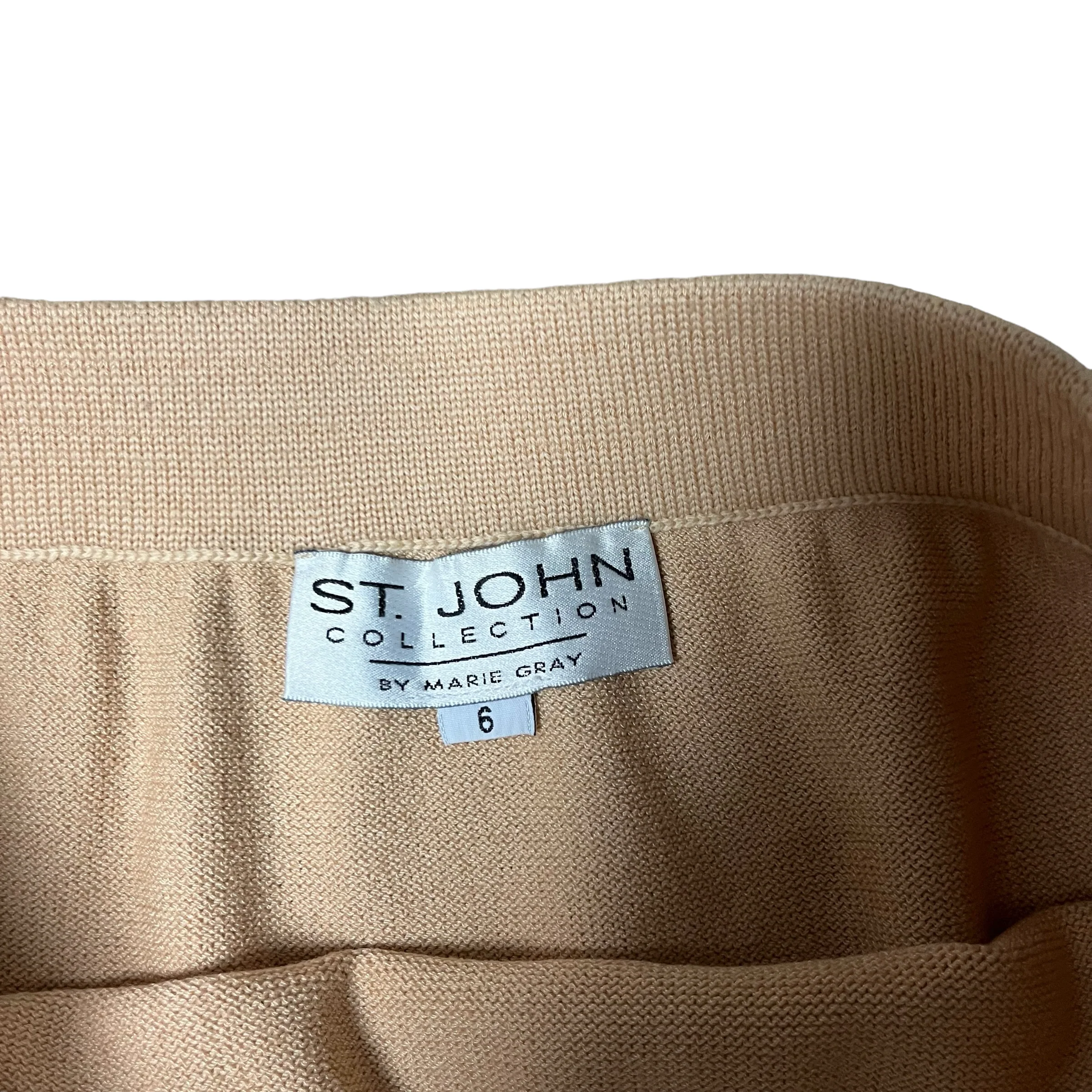 90s/00s Tan Knit Fitted Career Style Pencil Skirt By St John - Image 4