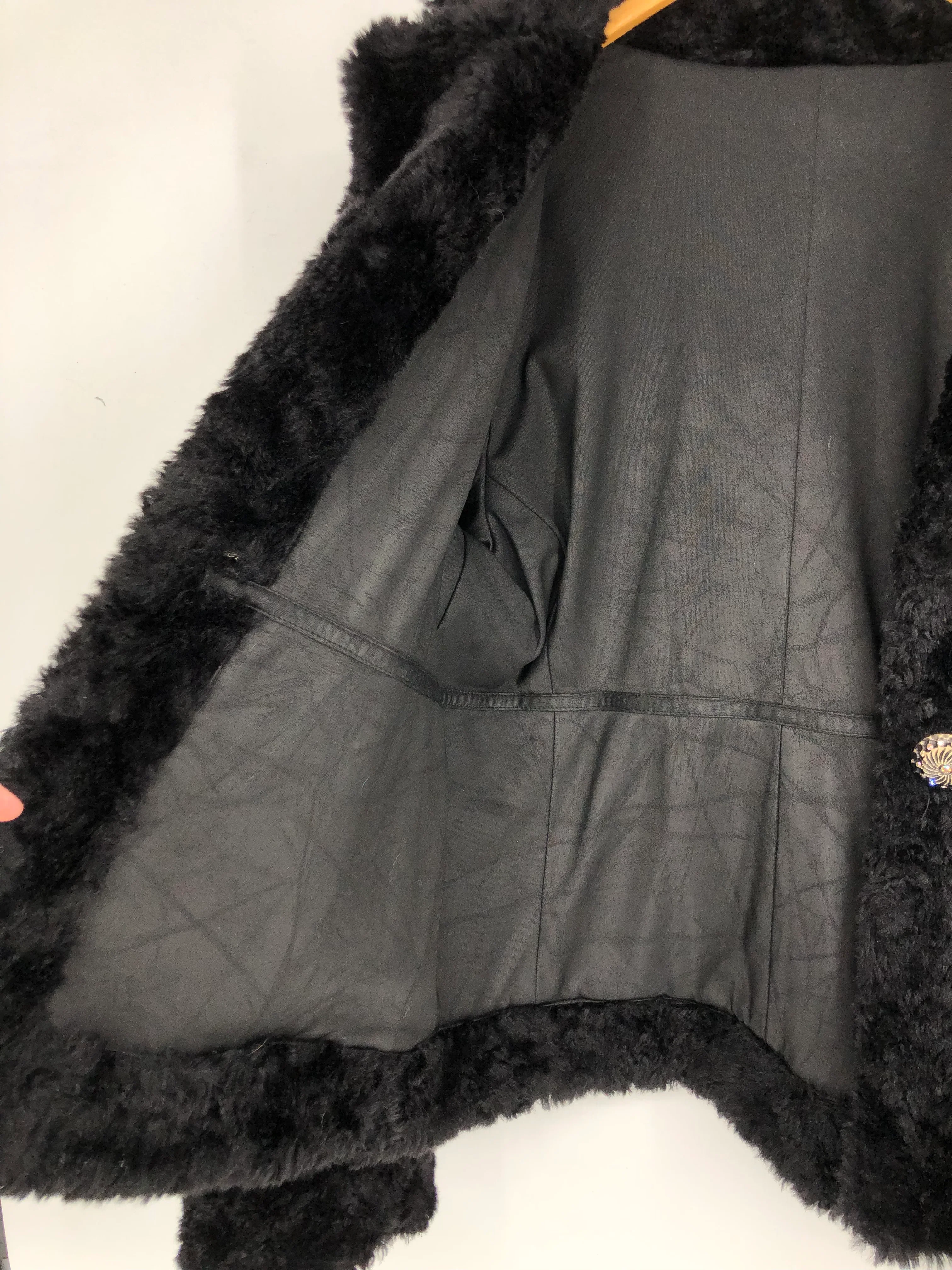 90s/00s Teddy Faux Fur Black Long Sleeve Coat - Image 6