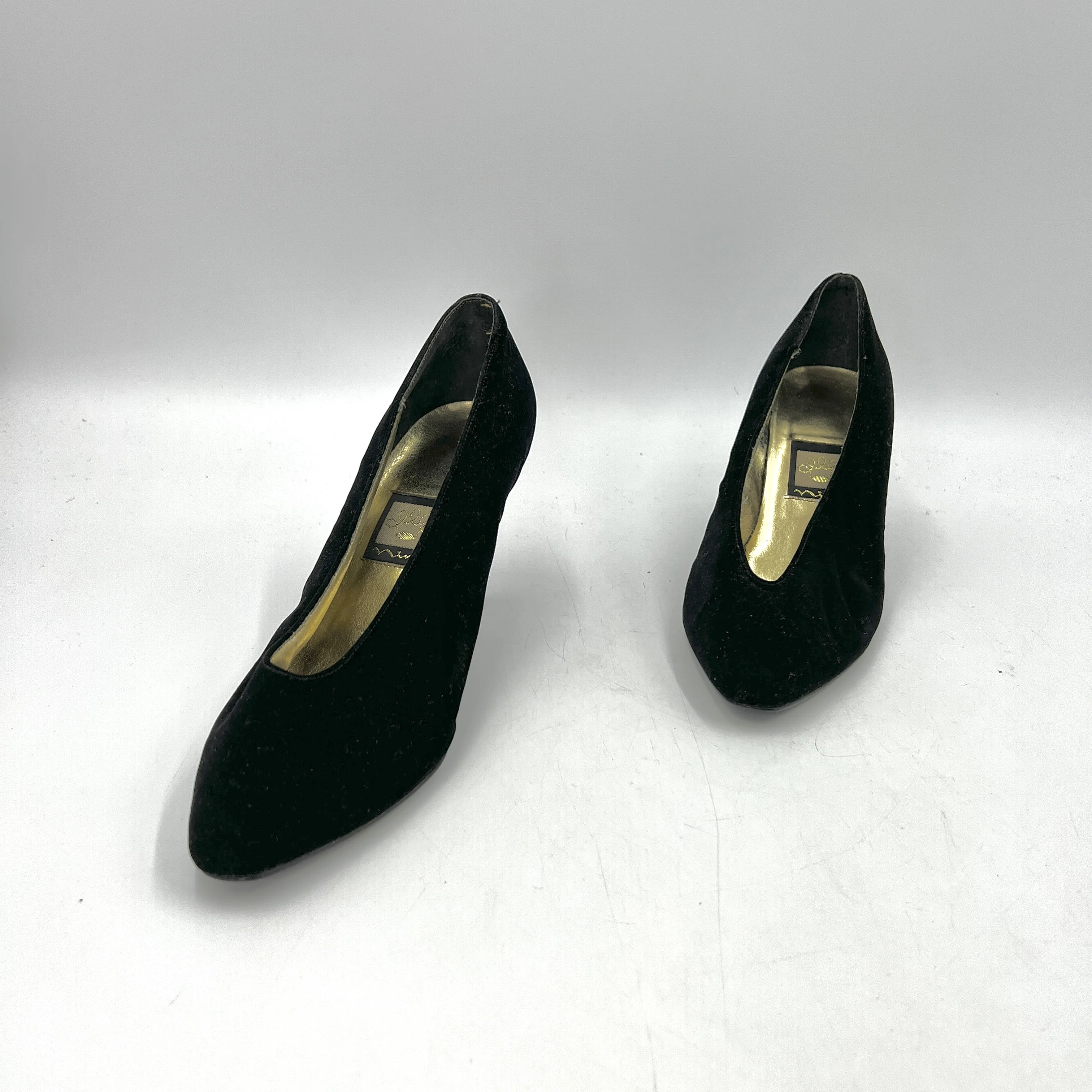 90s/00s Velvet Heels Black Pumps Dark Romantic By Nina - Image 3