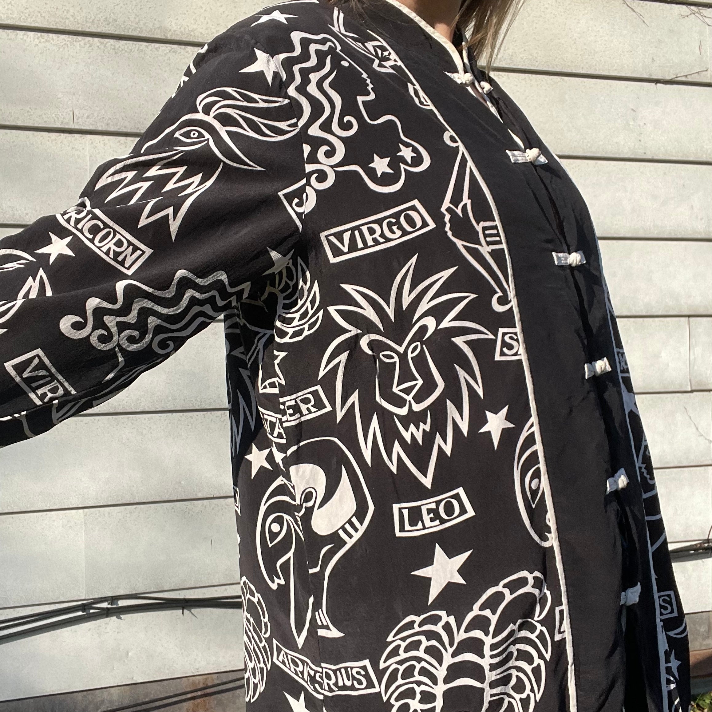 90s/00s Vintage Horoscope Silk Duster Shirt By Bob Mackie Wearable Art - Image 5