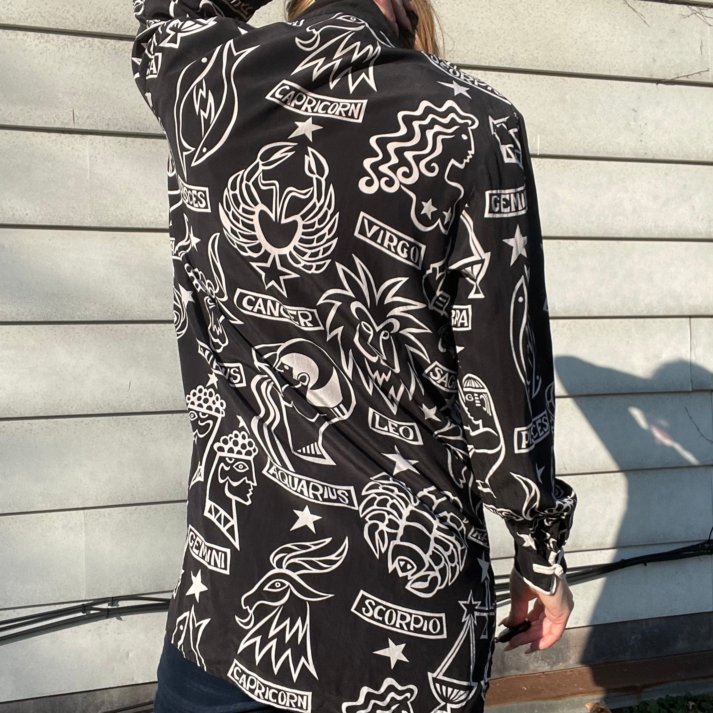 90s/00s Vintage Horoscope Silk Duster Shirt By Bob Mackie Wearable Art - Image 7