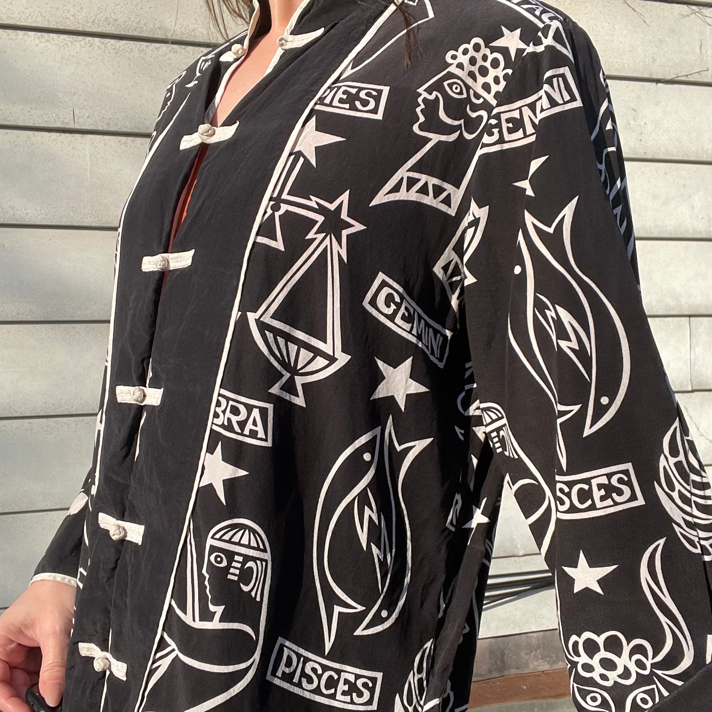 90s/00s Vintage Horoscope Silk Duster Shirt By Bob Mackie Wearable Art - Image 9