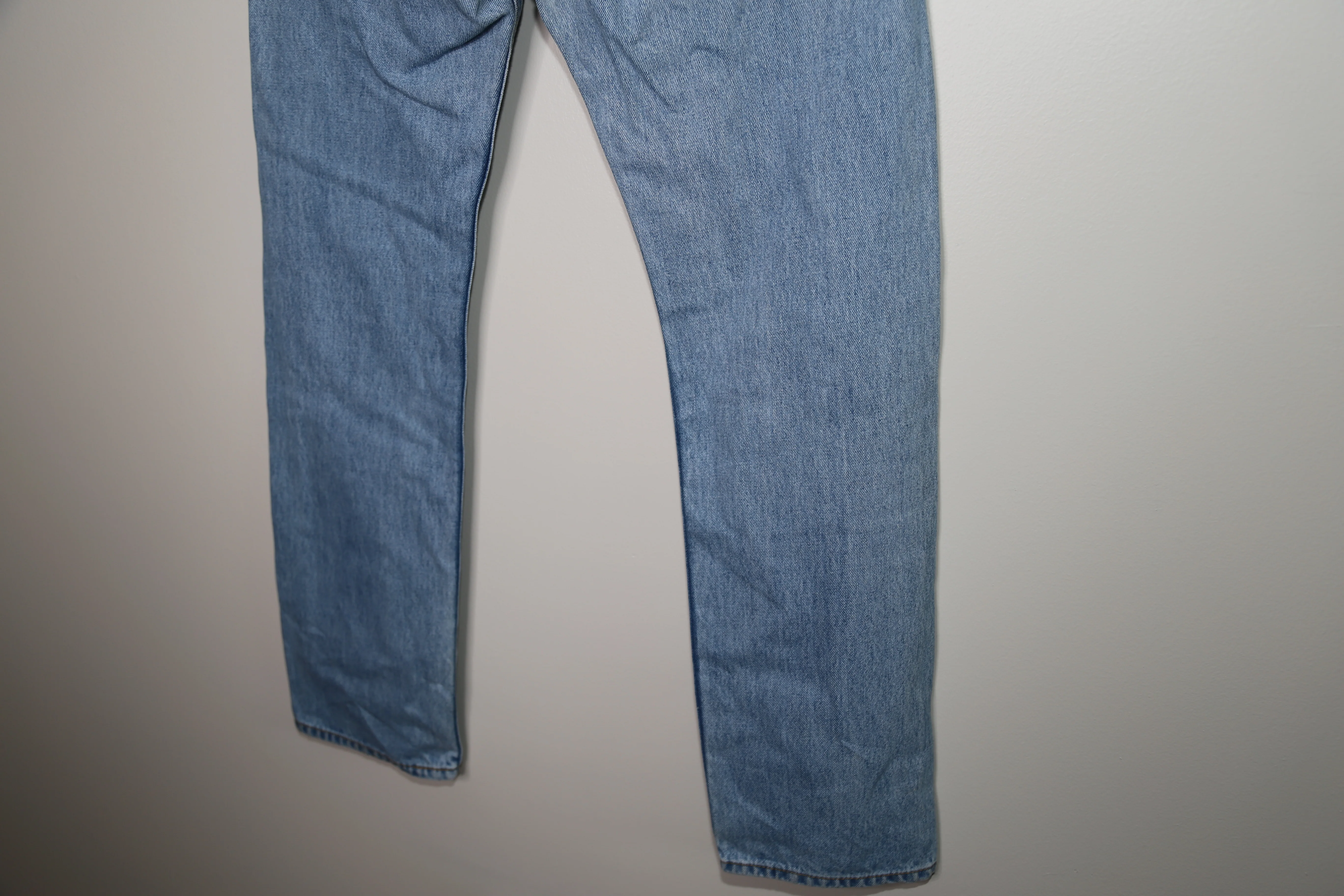 90s/00s Vintage Lightwash Levi's 505 Denim Jeans By Levi's - Image 6
