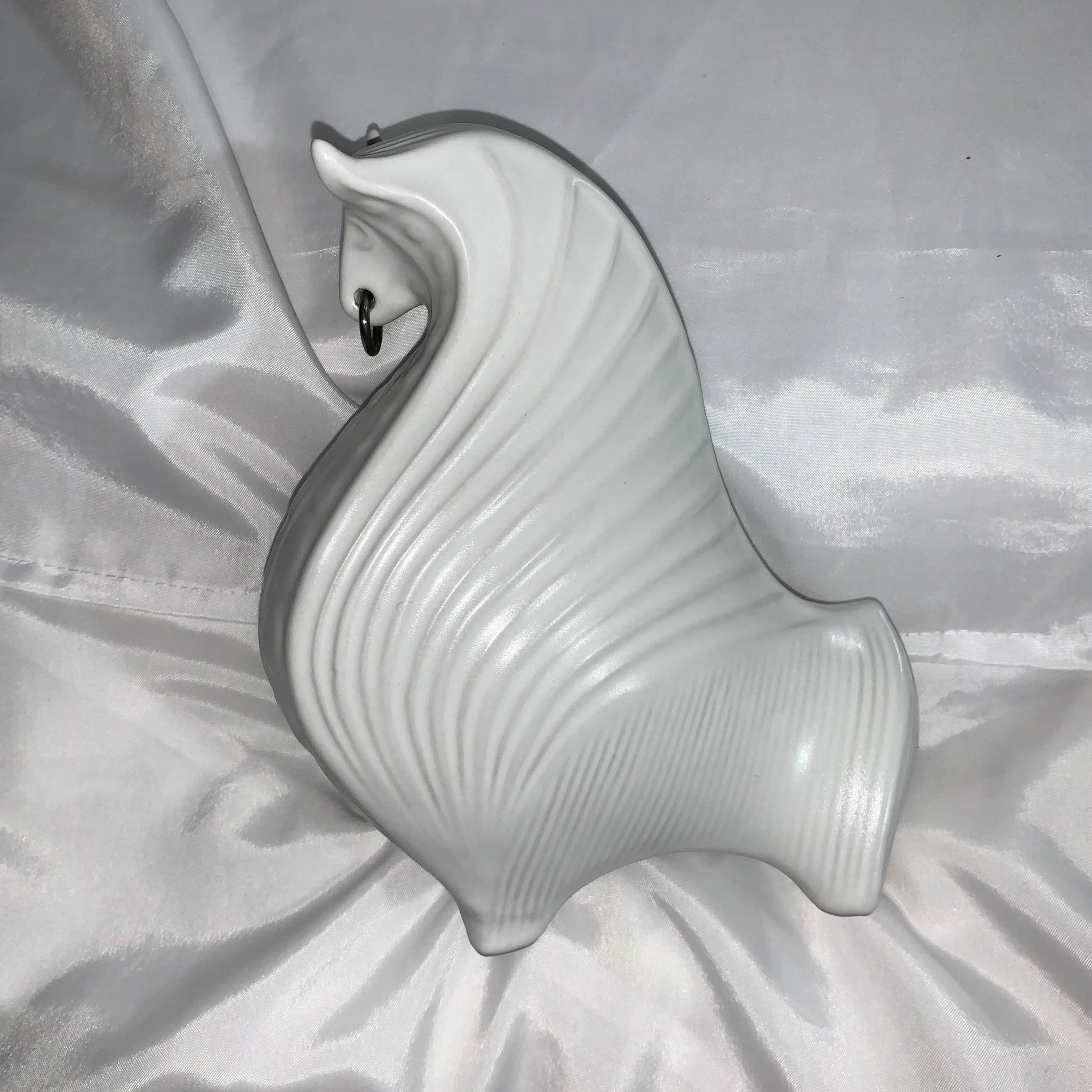 90s/00s White Ceramic Bull Jonathan Adler Piggy Bank By Jonathan Adler - Image 7