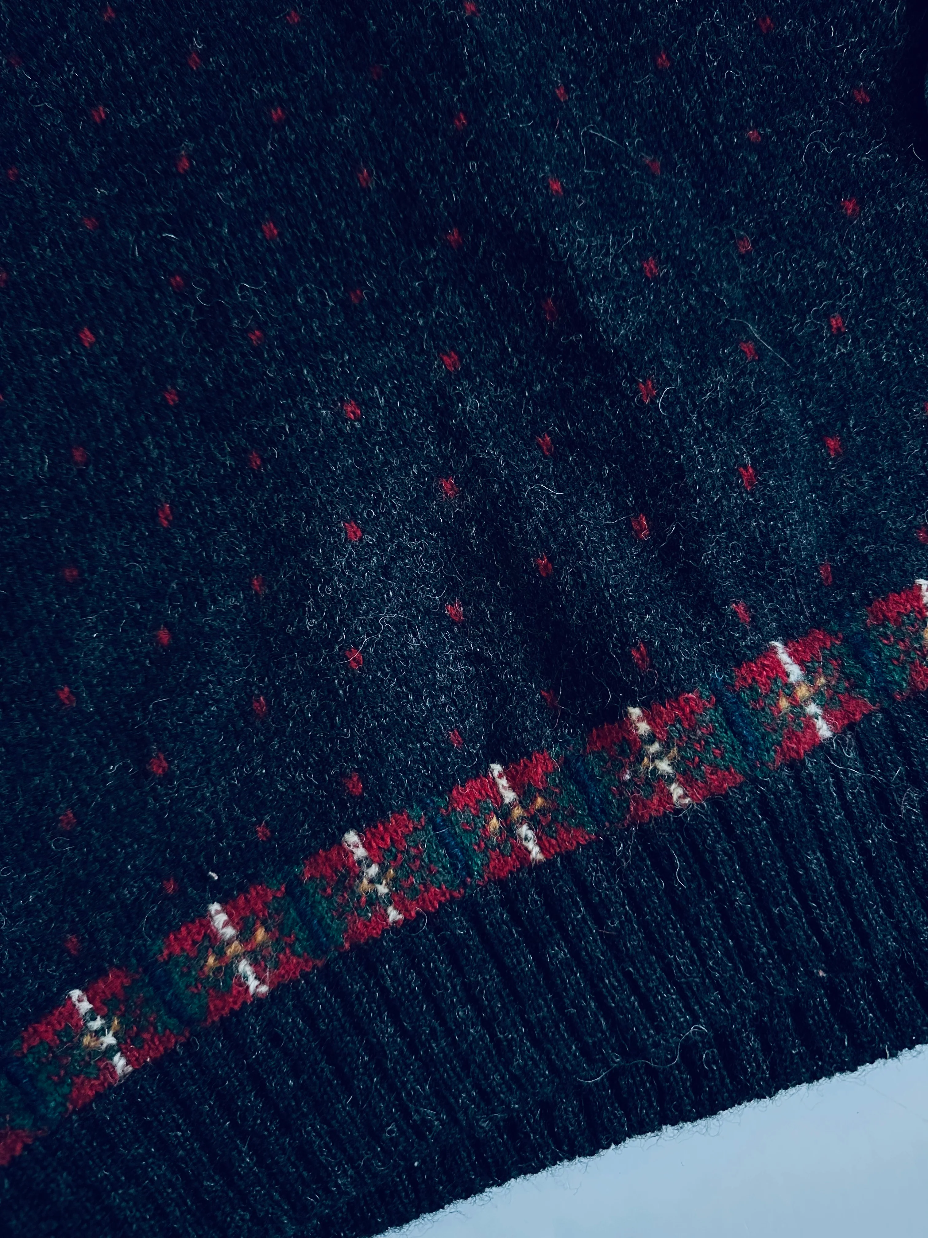 90s/00s Wool Fair Isle Christmas Tree Embroidered Sweater By Woolrich - Image 8
