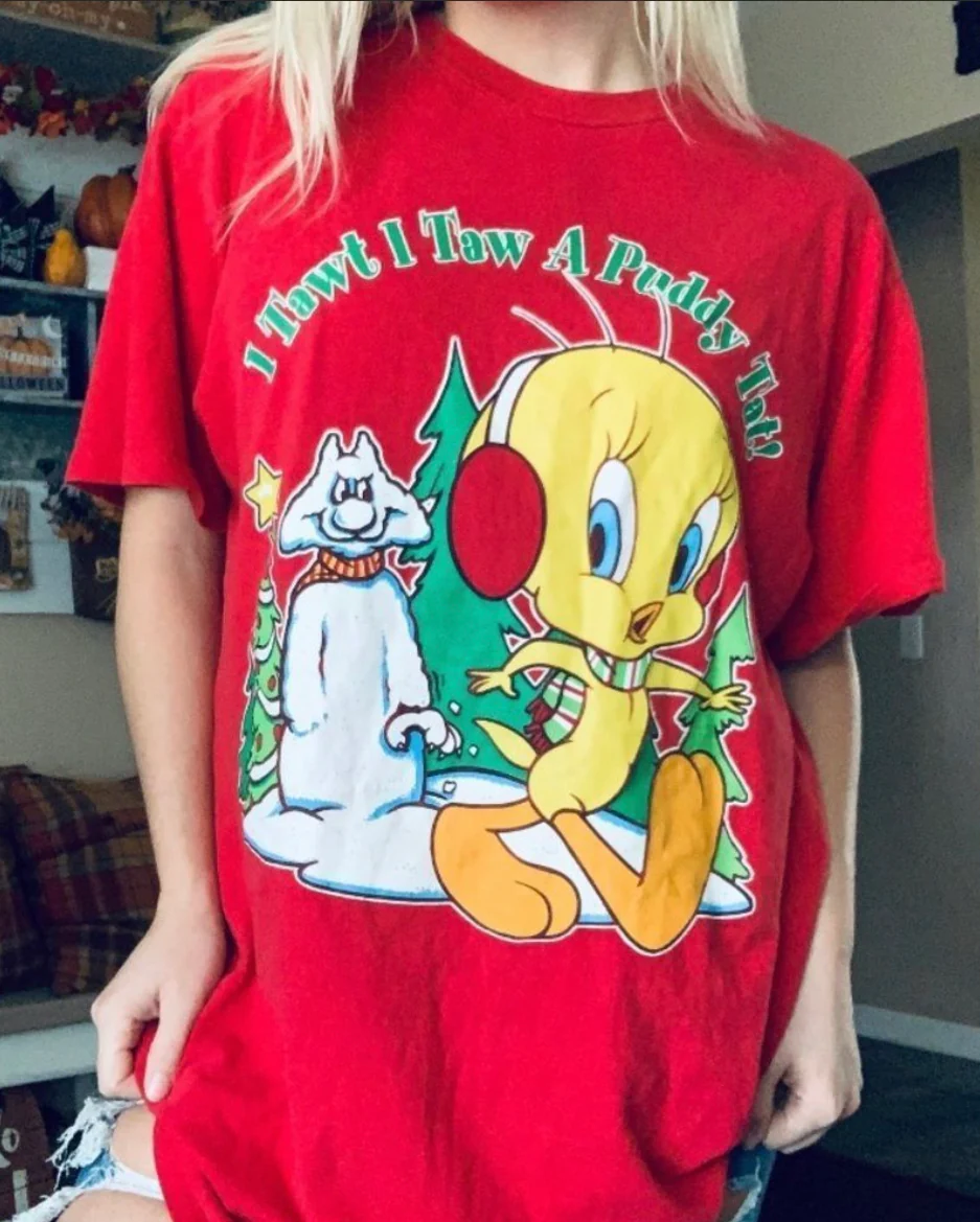 90s 1996 One Size Tweety Bird Christmas Sleeper Tee By Looney Tunes - Image 3