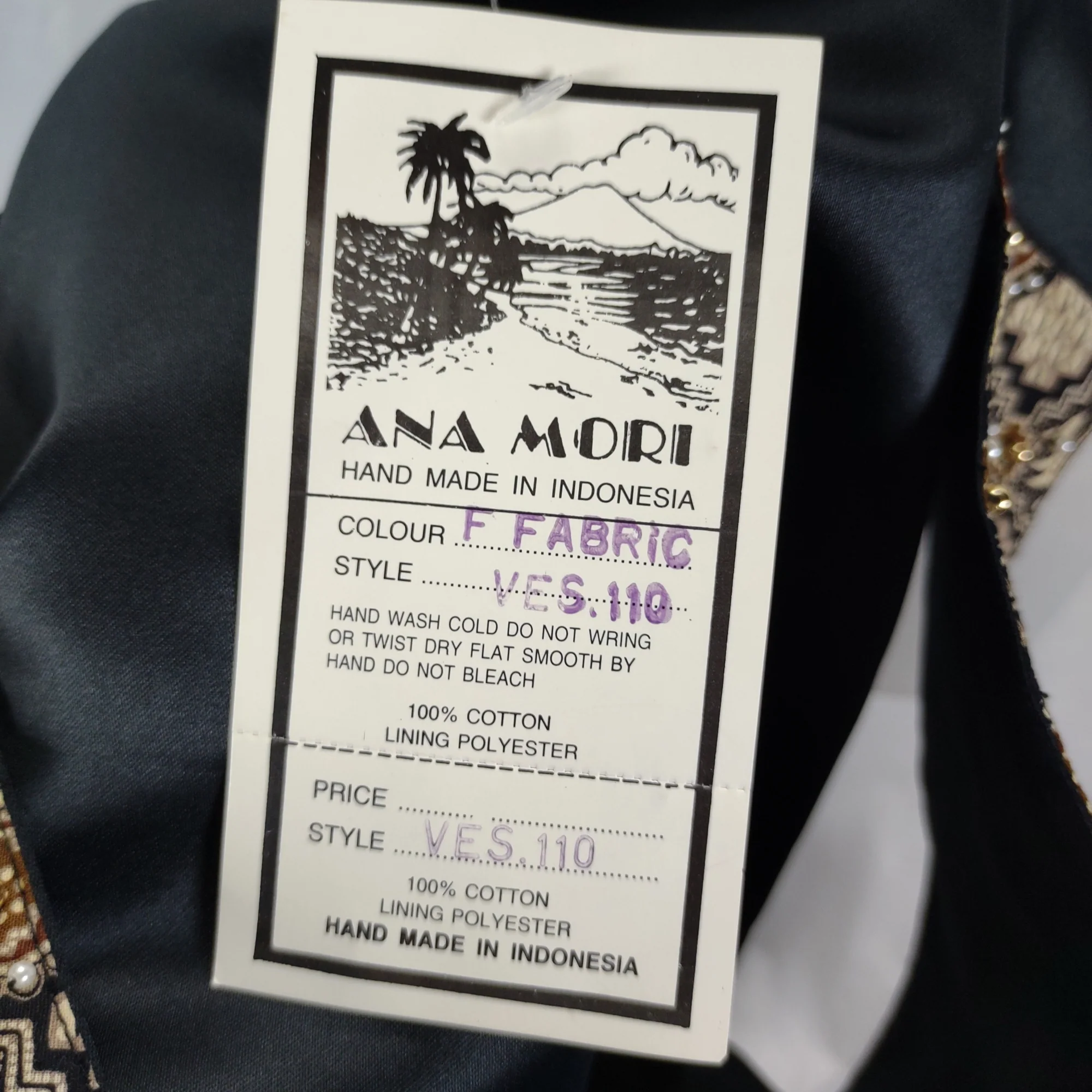 90s 3 Button Beaded Geometric Print Vest Cinch Back By Ana Mori - Image 8