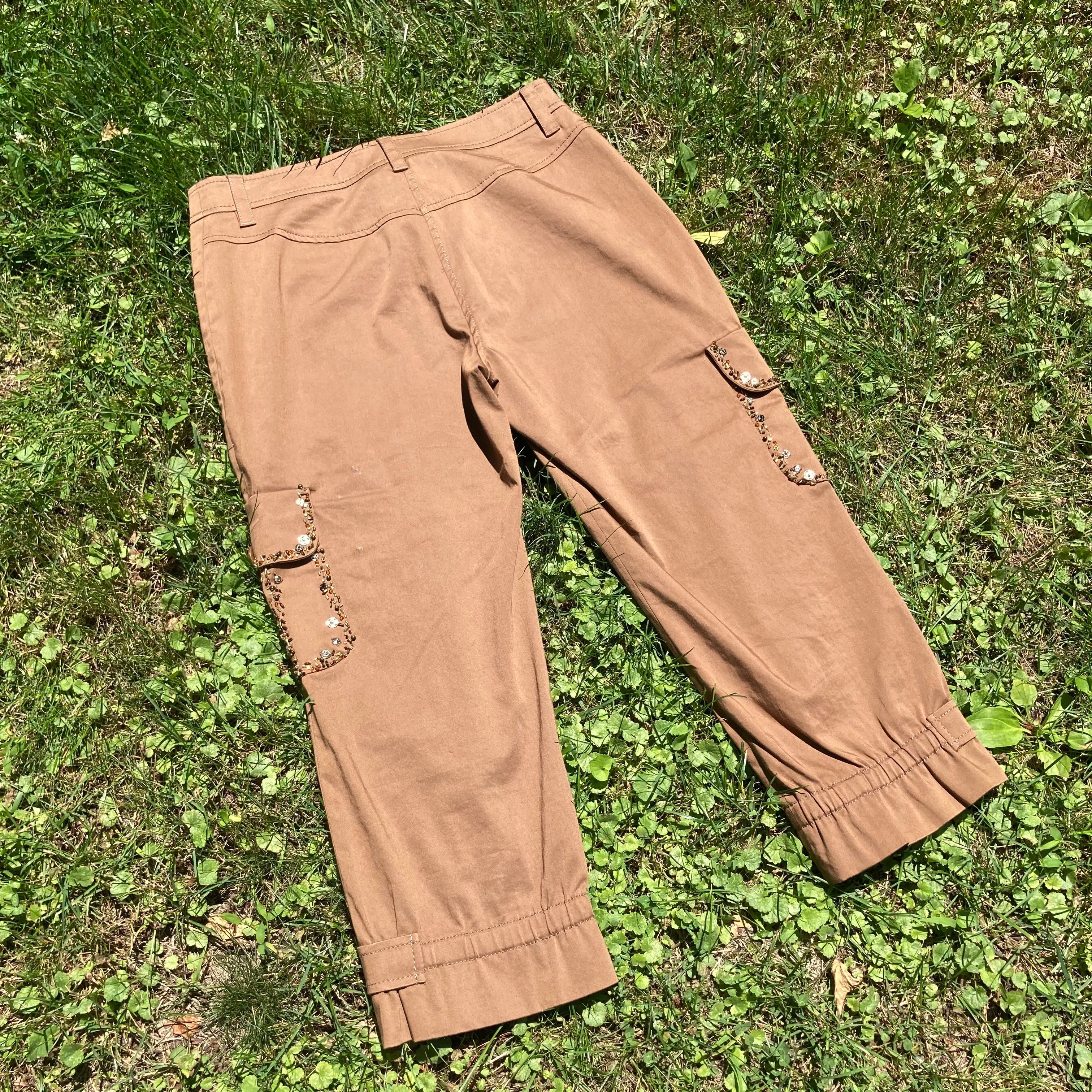 90s Bedazzled Brown Cargo Capri Pants With Ruffle Hem By Moschino Cheap and Chic - Image 4
