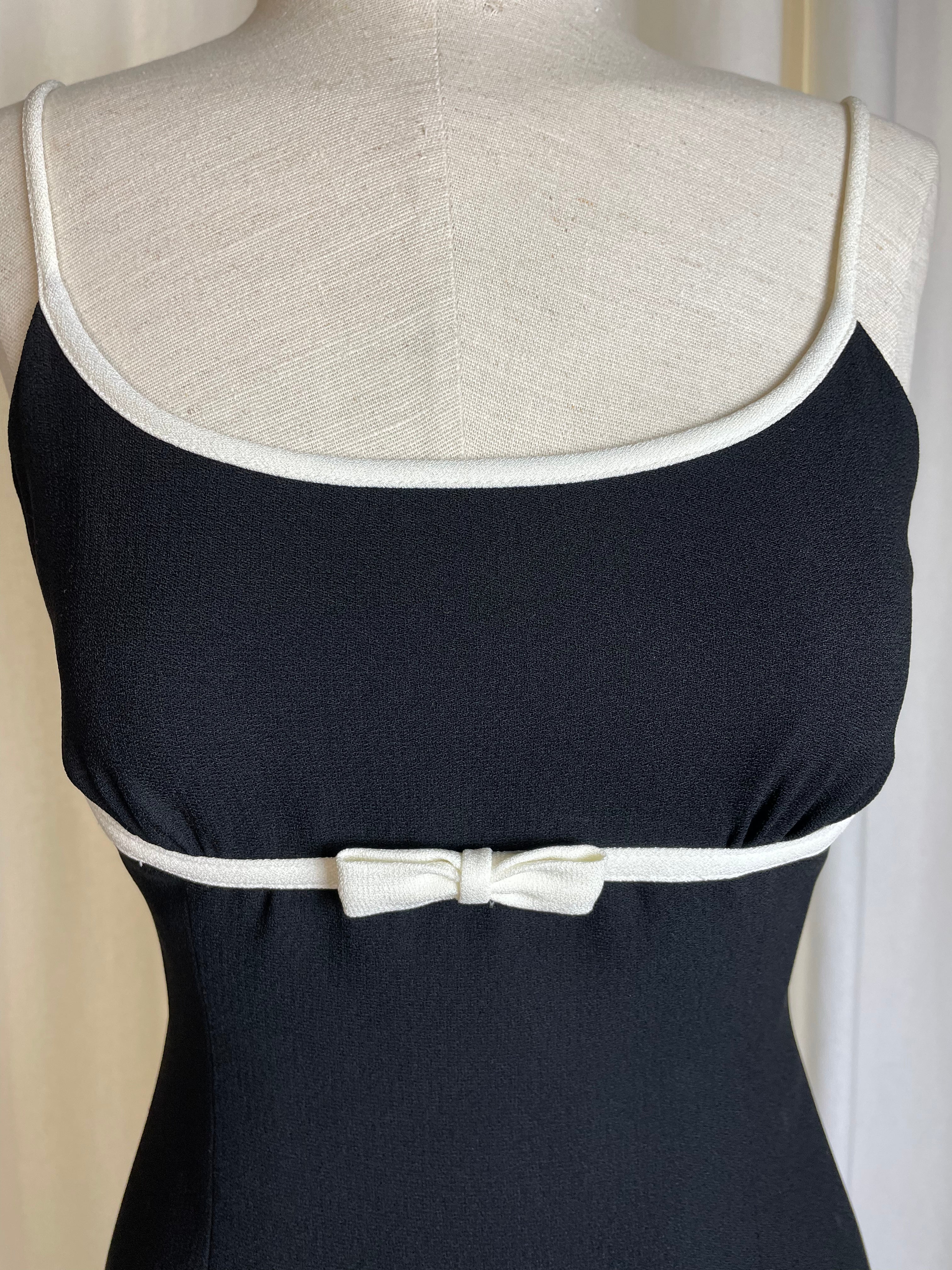 90s Black And White Crepe Dress By bebe - Image 5