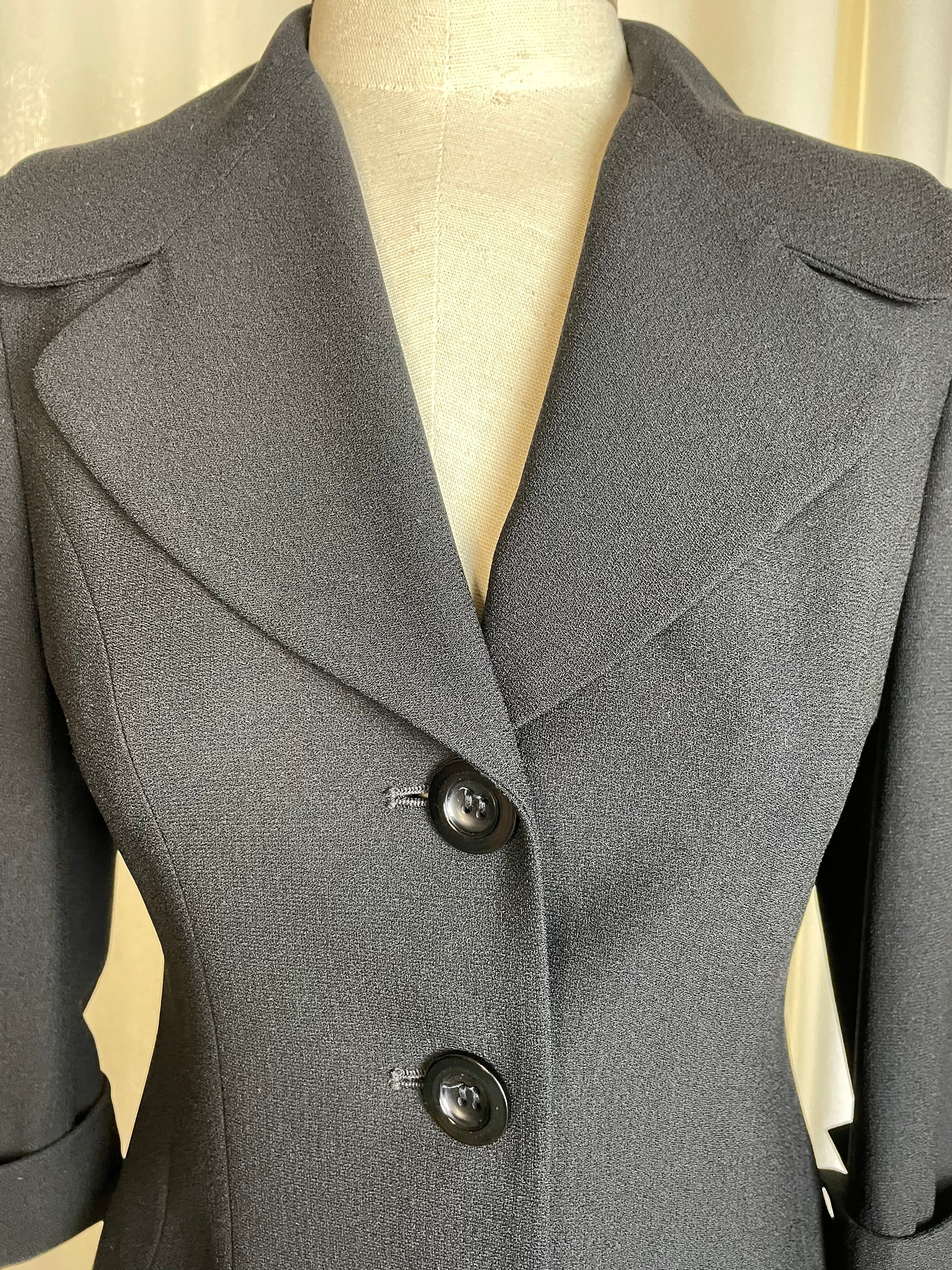 90s Black Crepe Knee-length Skirt Suit By bebe - Image 7