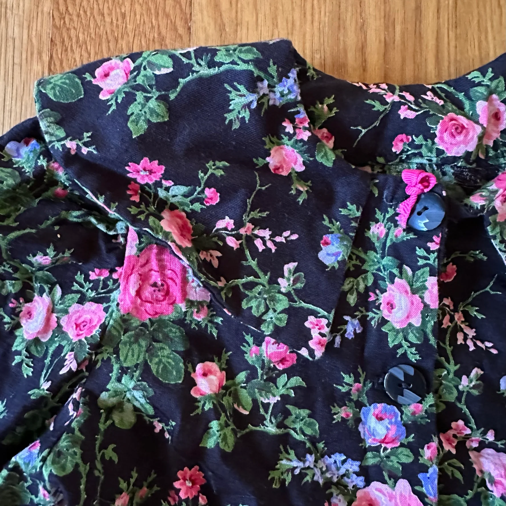90s Black Pink And Blue Floral Collared Jumpsuit - Image 4