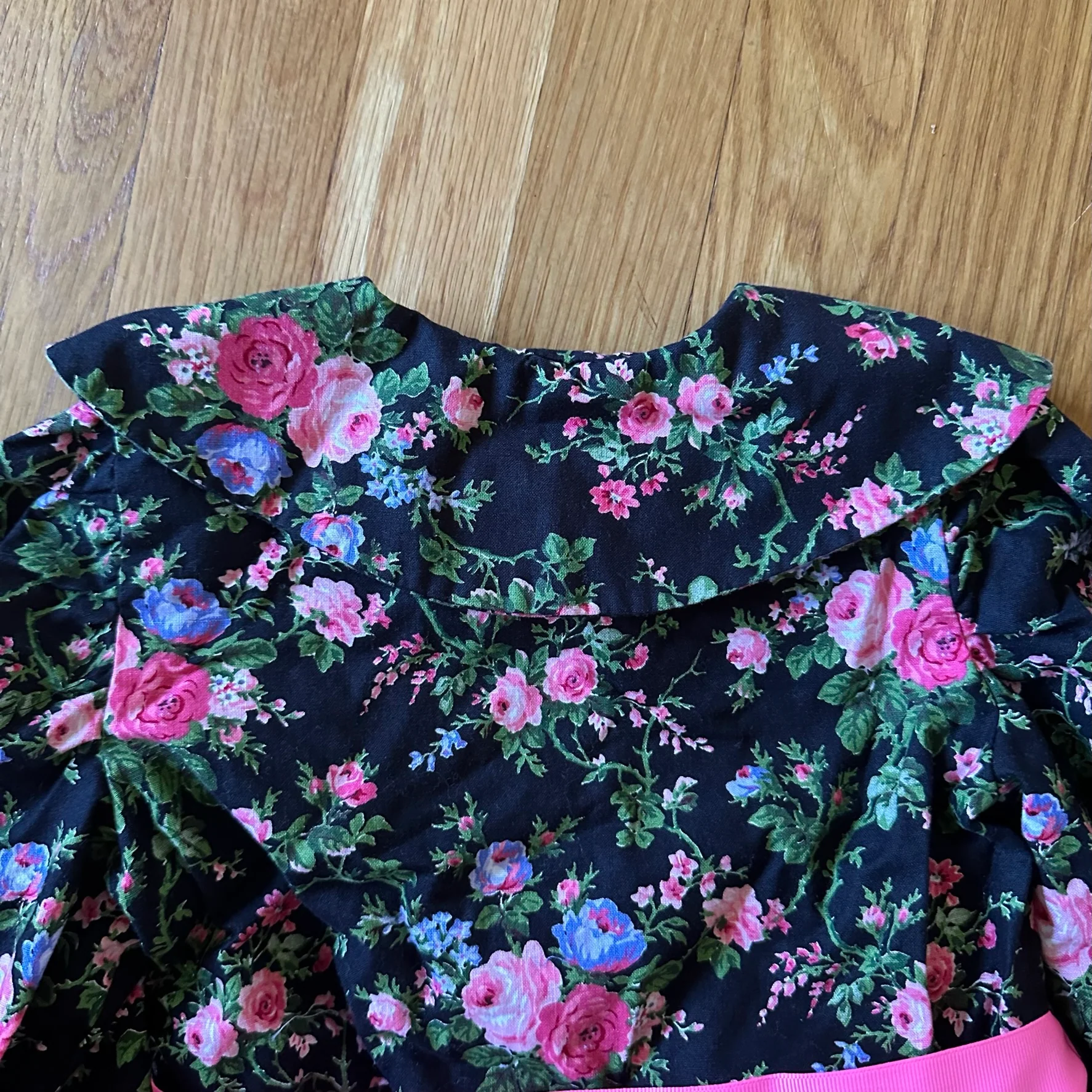 90s Black Pink And Blue Floral Collared Jumpsuit - Image 6