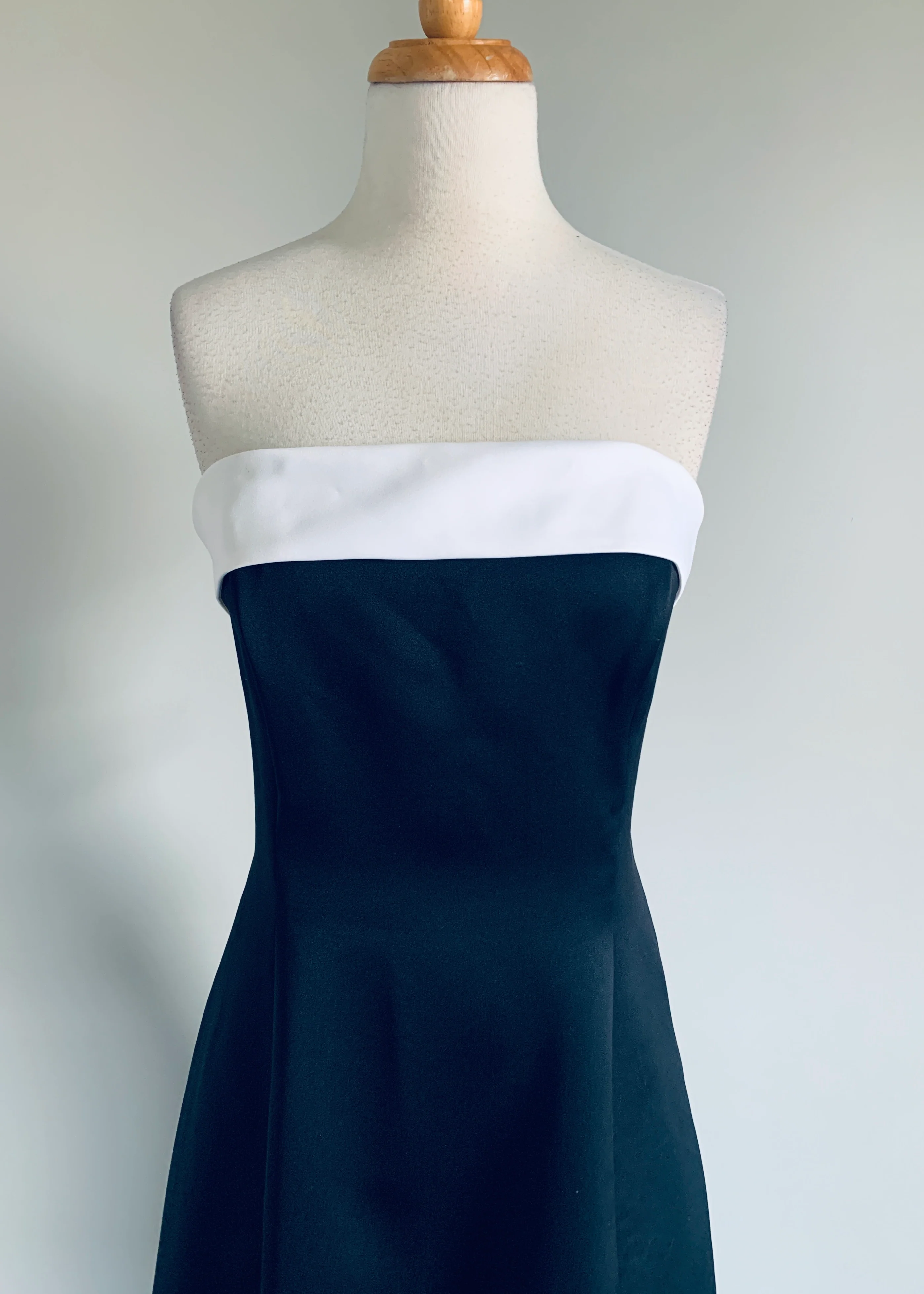 90s Black Satin Evening Gown - Image 8
