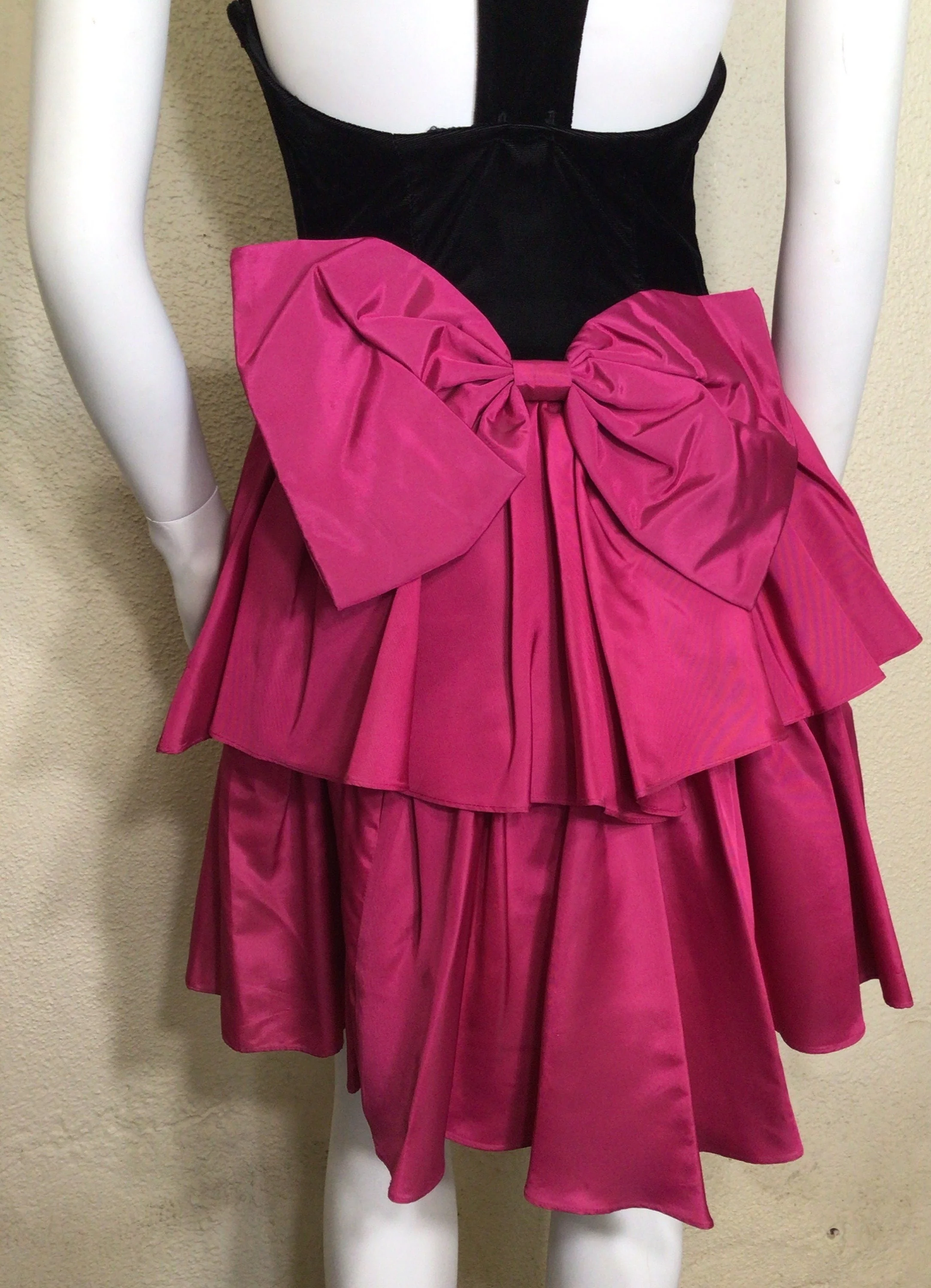 90s Black Velvet Pink Ruffled Cutout Back Mini Dress By Gunne Sax by Jessic Mcclintock - Image 6