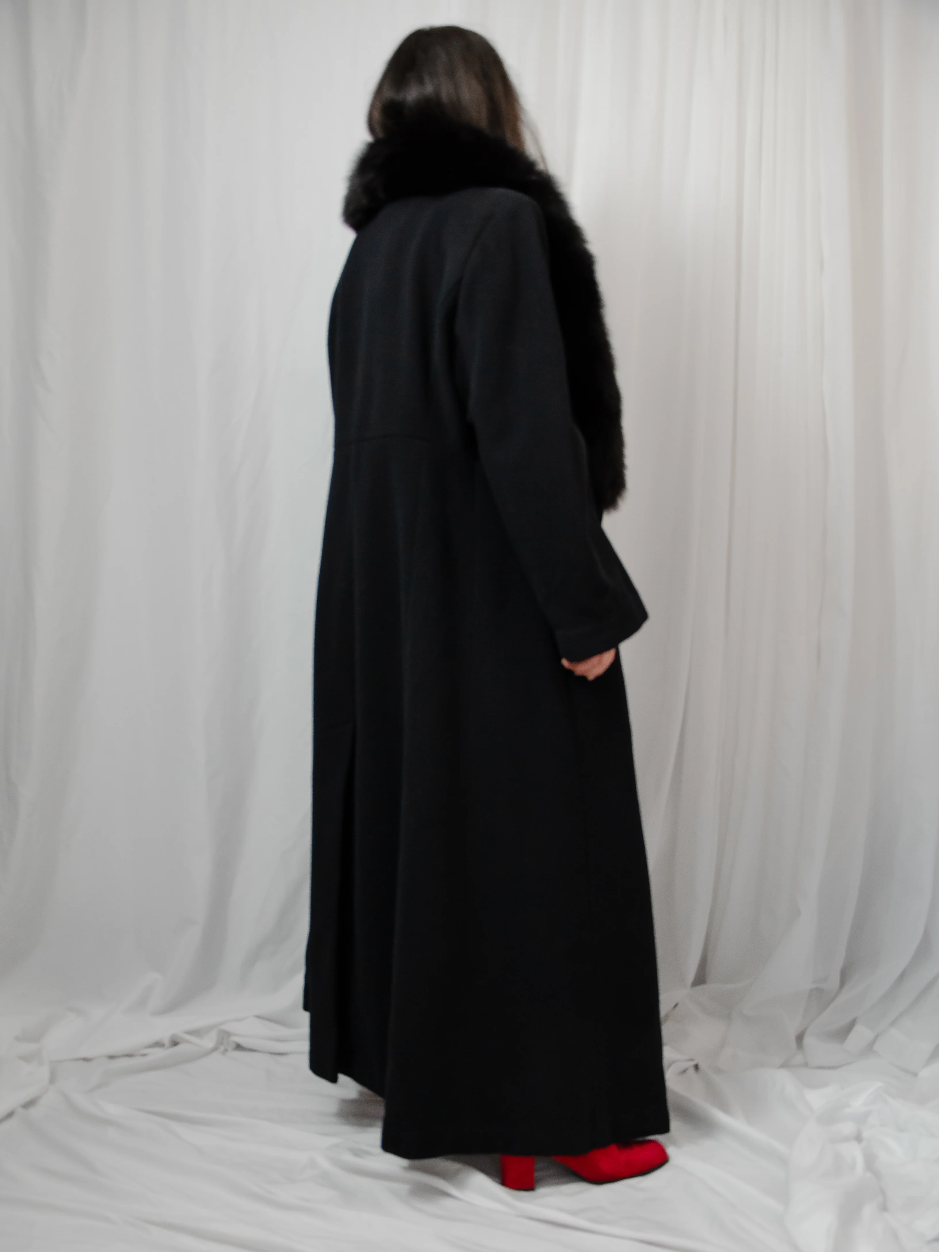 90s Black Wool Coat With Blue Fox Collar - Image 5
