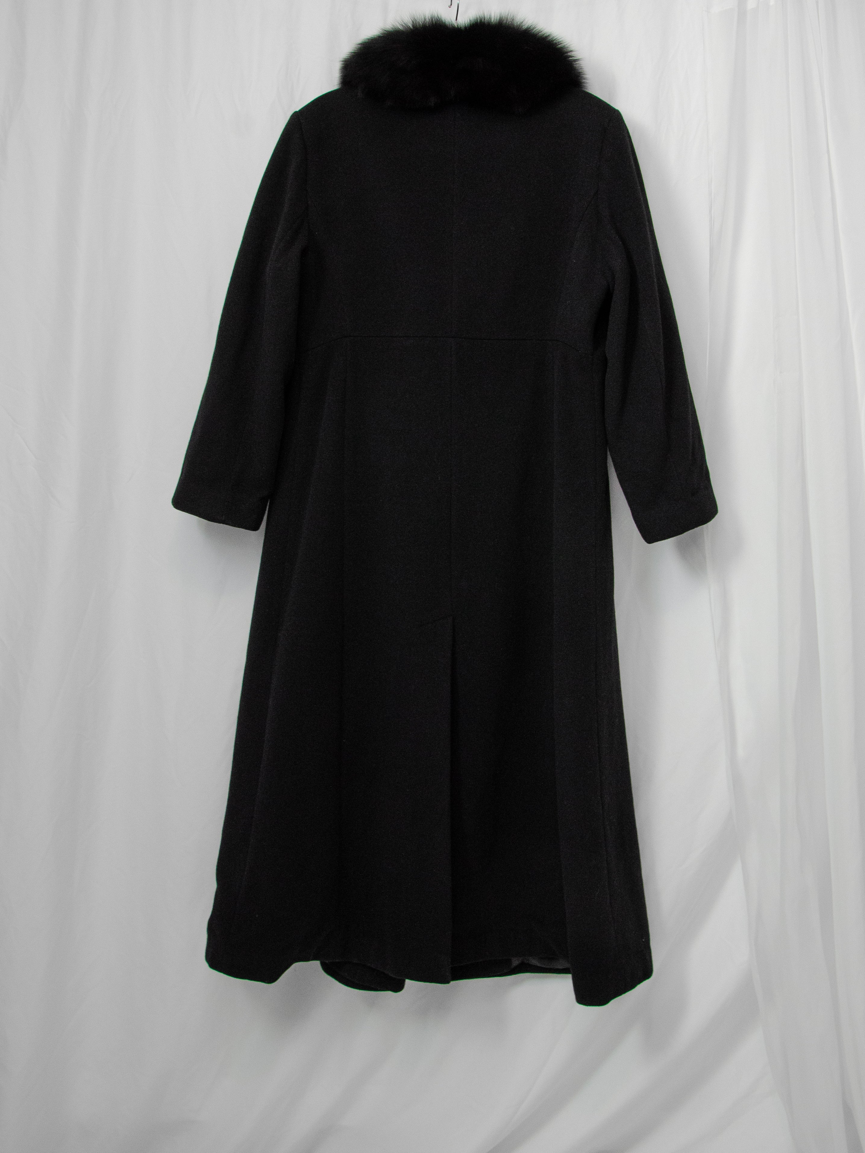 90s Black Wool Coat With Blue Fox Collar - Image 6