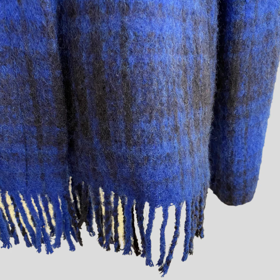 90s Blue And Black Plaid Jacket With Fringe By Elliott Lauren - Image 4
