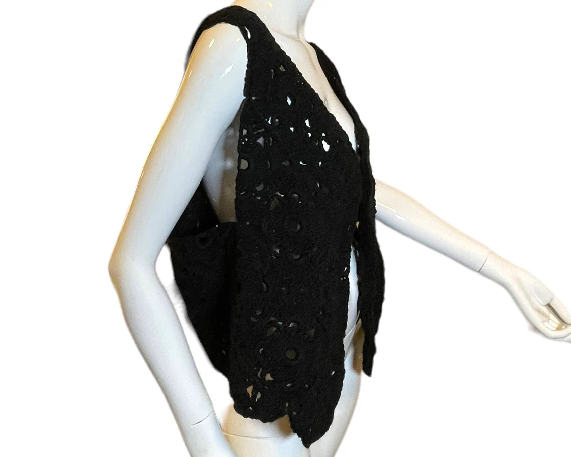 90s Boho Crochet Sleeveless Sweater Vest Handcrafted - Image 3