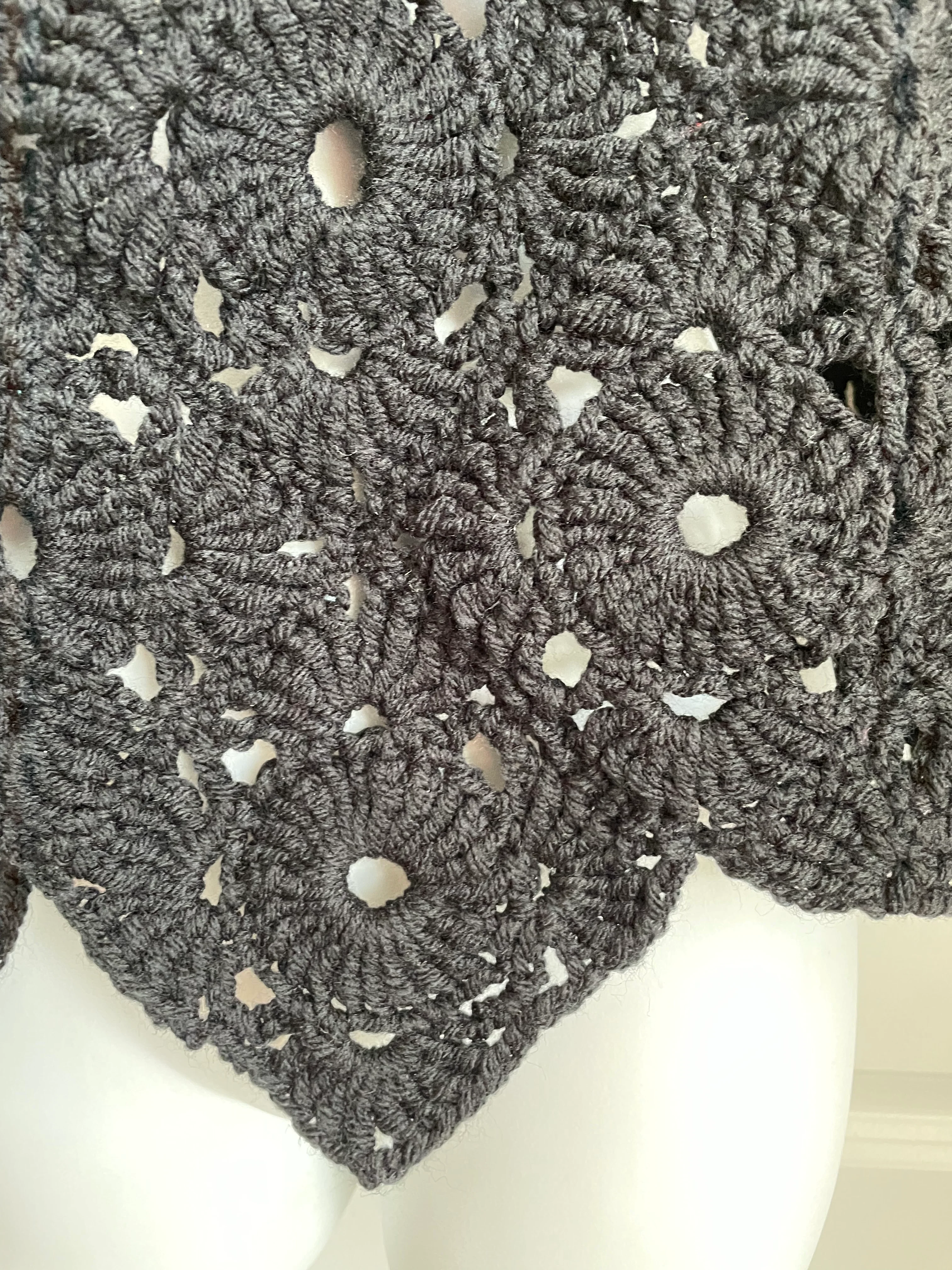 90s Boho Crochet Sleeveless Sweater Vest Handcrafted - Image 9