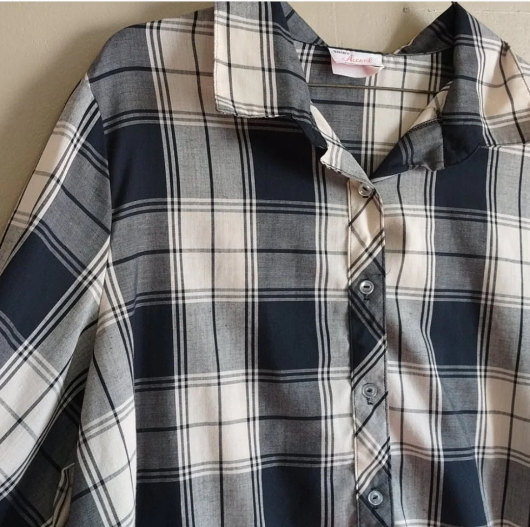 90's Charcoal Gray and Cream Plaid Shirt by Shirt Accent Usa - Image 3