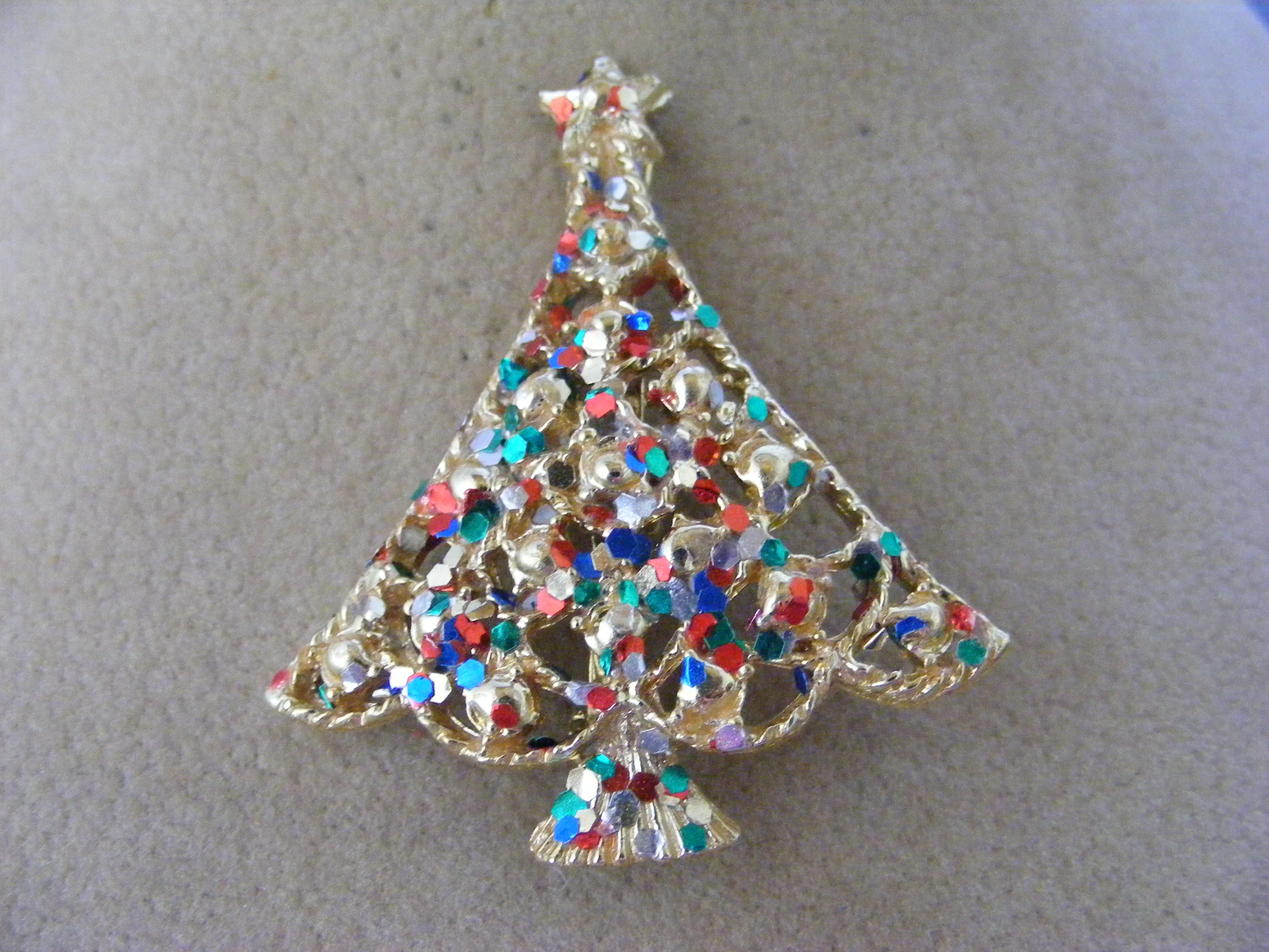 90s Christmas Tree Pin Holiday Brooch Glittered Tree - Image 3