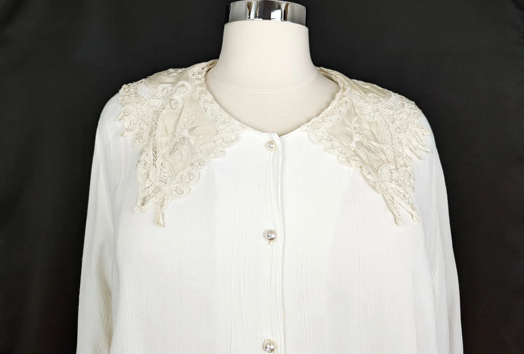 90s Cream Wide Lace Floral Collar Blouse By Kathryn Deene - Image 3
